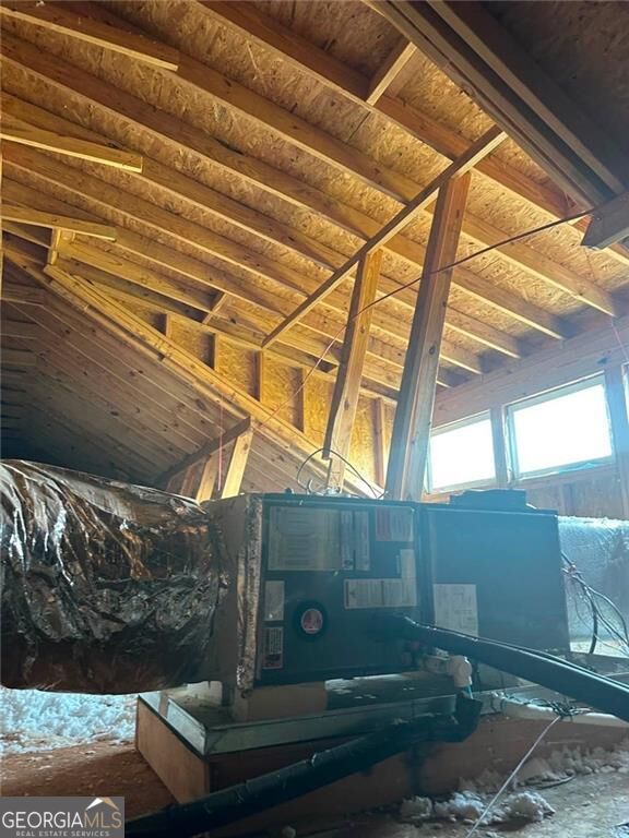 409 Pivot Point Property Photo 44
