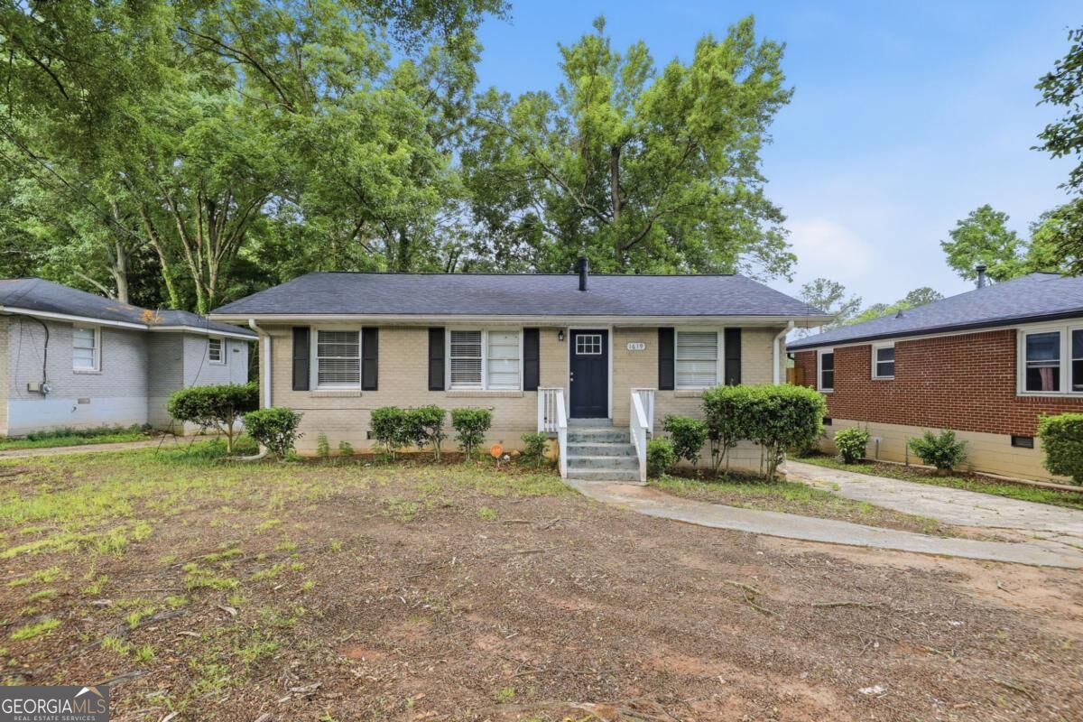 1619 Columbia Drive Property Photo 2