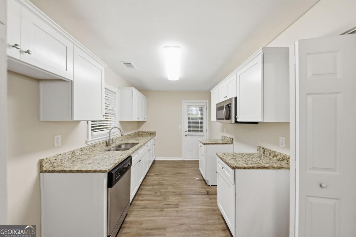 1619 Columbia Drive Property Photo 8