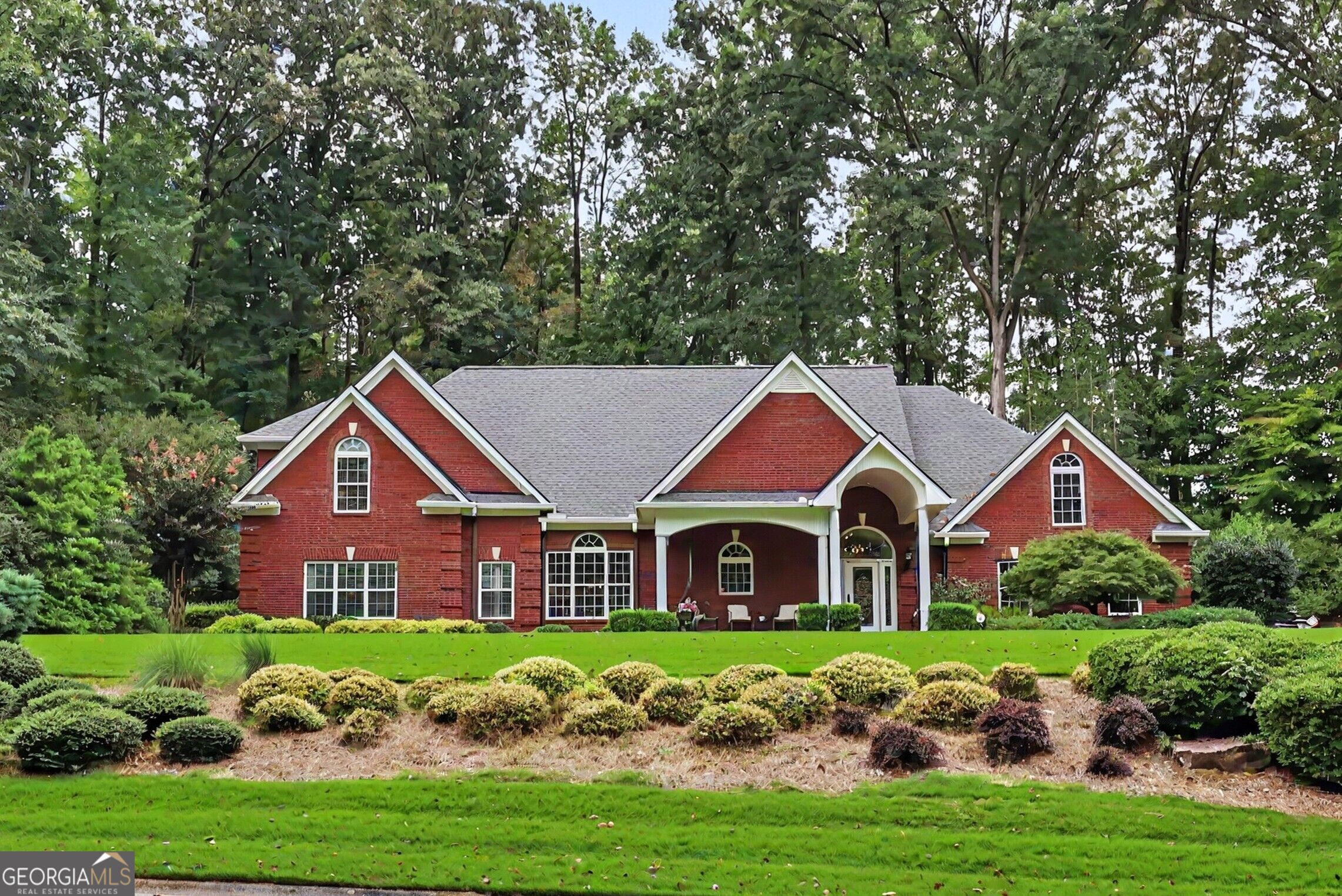 272 Glen Lake Drive Property Photo 1
