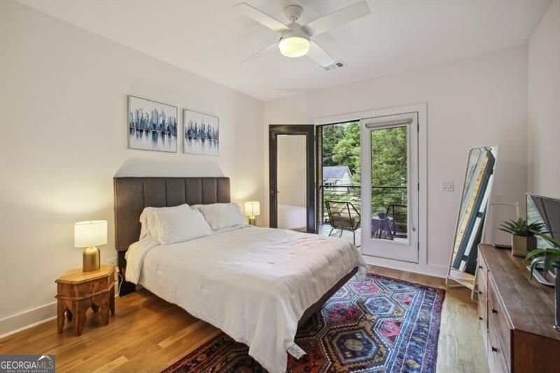 129 Holiday Avenue Unit B Property Photo 14