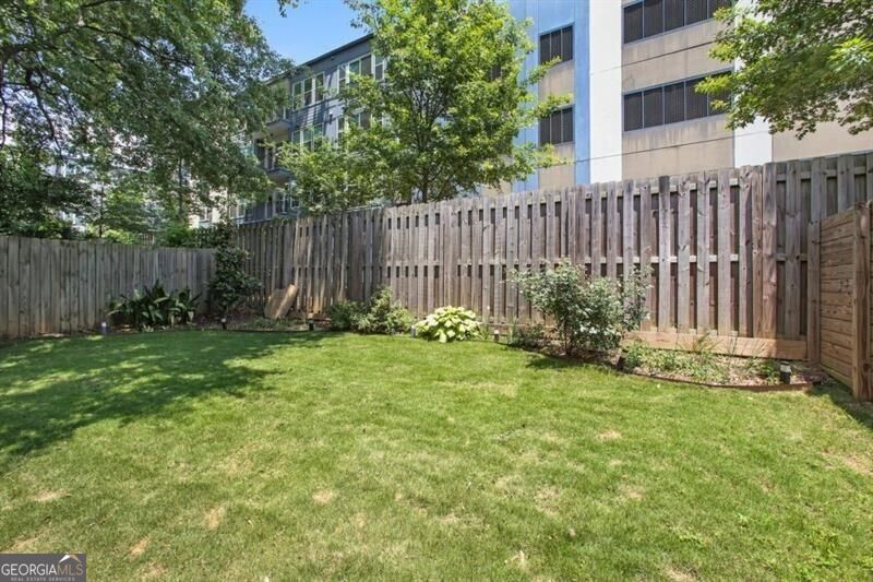 129 Holiday Avenue Unit B Property Photo 23
