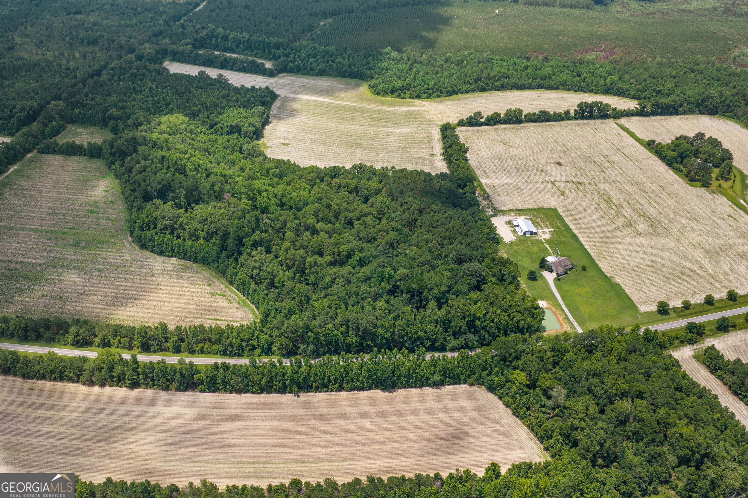 17384 Old River Road Property Photo 5