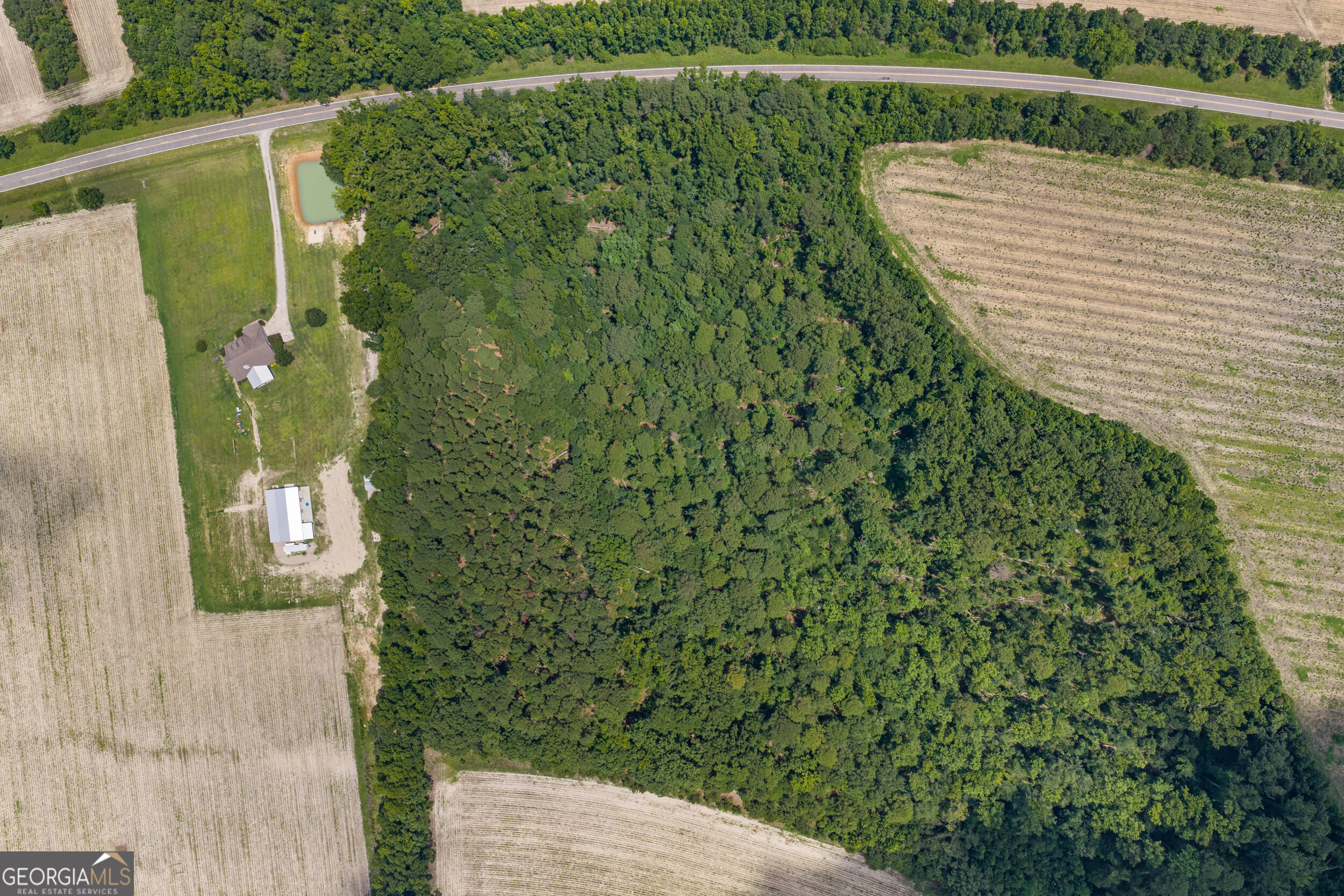 17384 Old River Road Property Photo 9