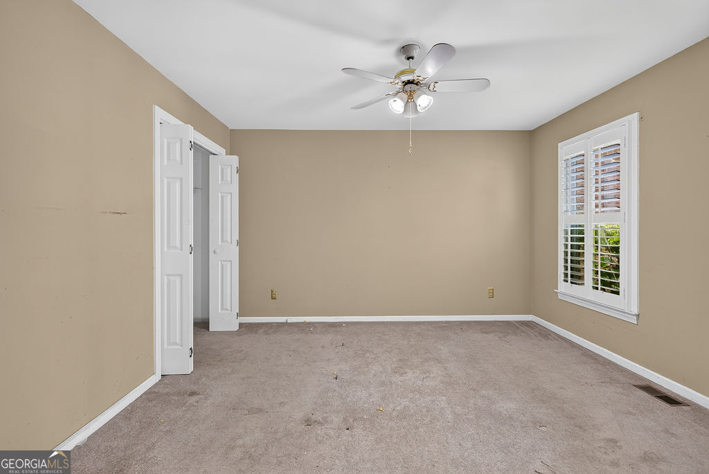 4370 Laurian Drive Nw Property Photo 5