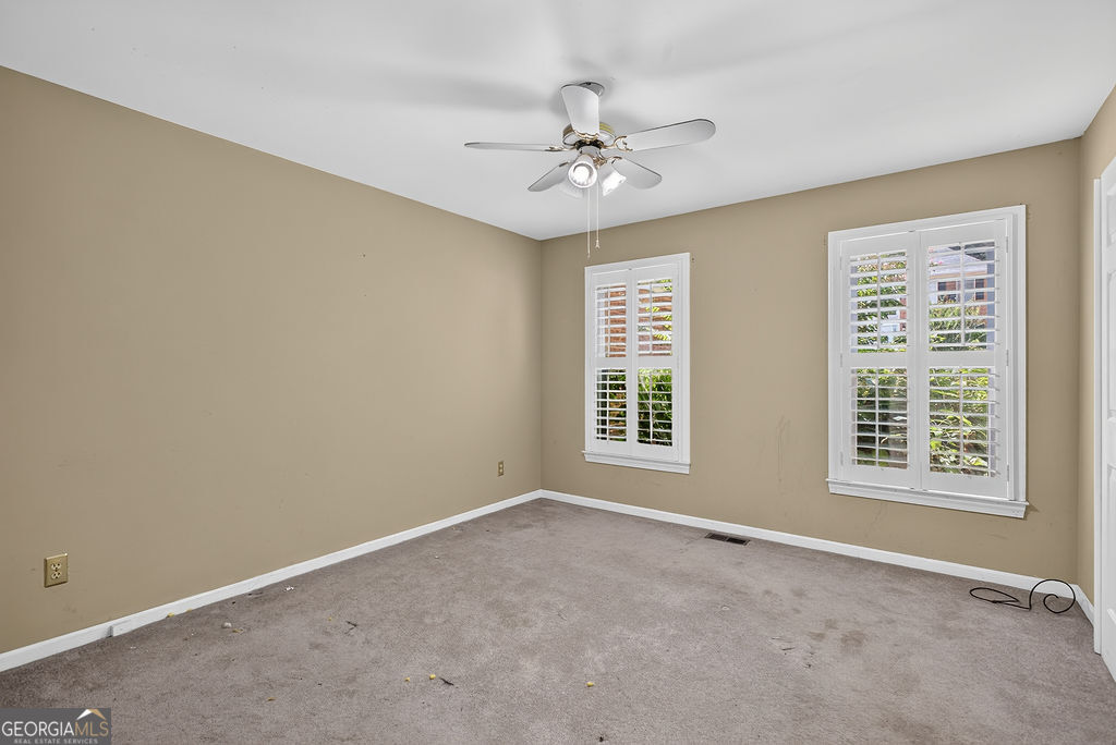 4370 Laurian Drive Nw Property Photo 6