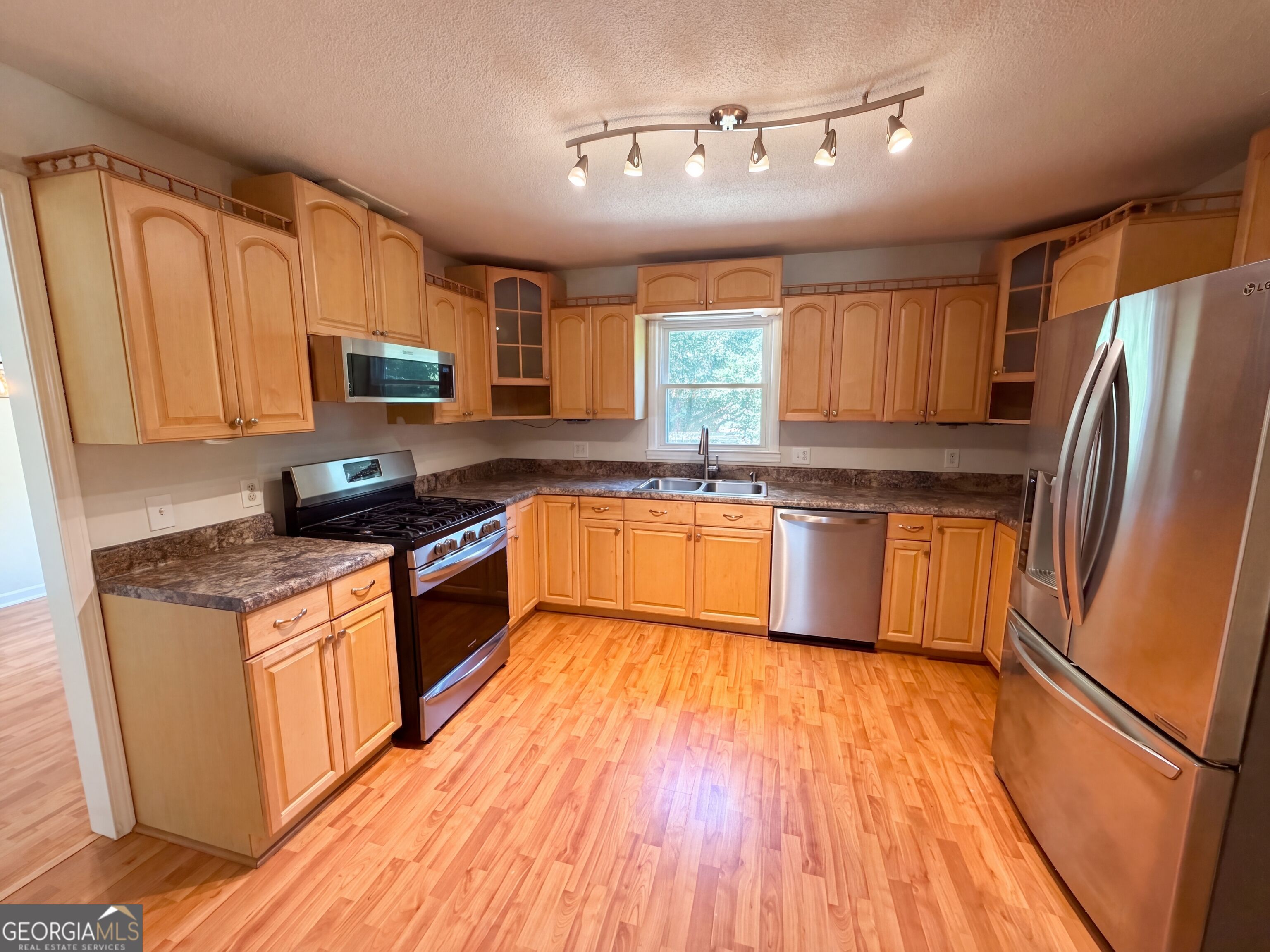 962 Doeskin Drive Nw Property Photo 6