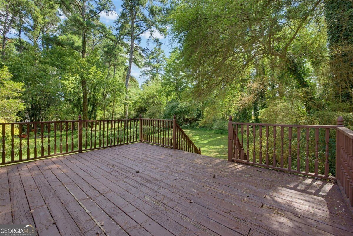 429 Sherwood Circle Property Photo 24