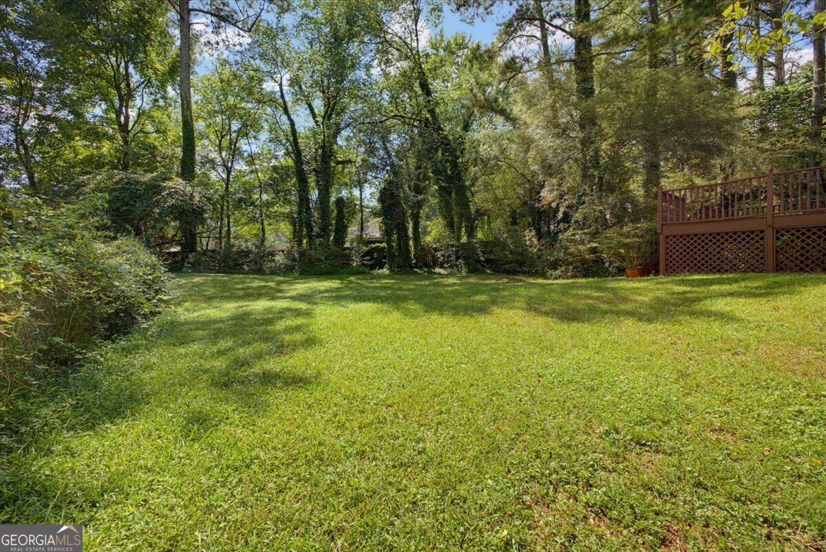 429 Sherwood Circle Property Photo 27