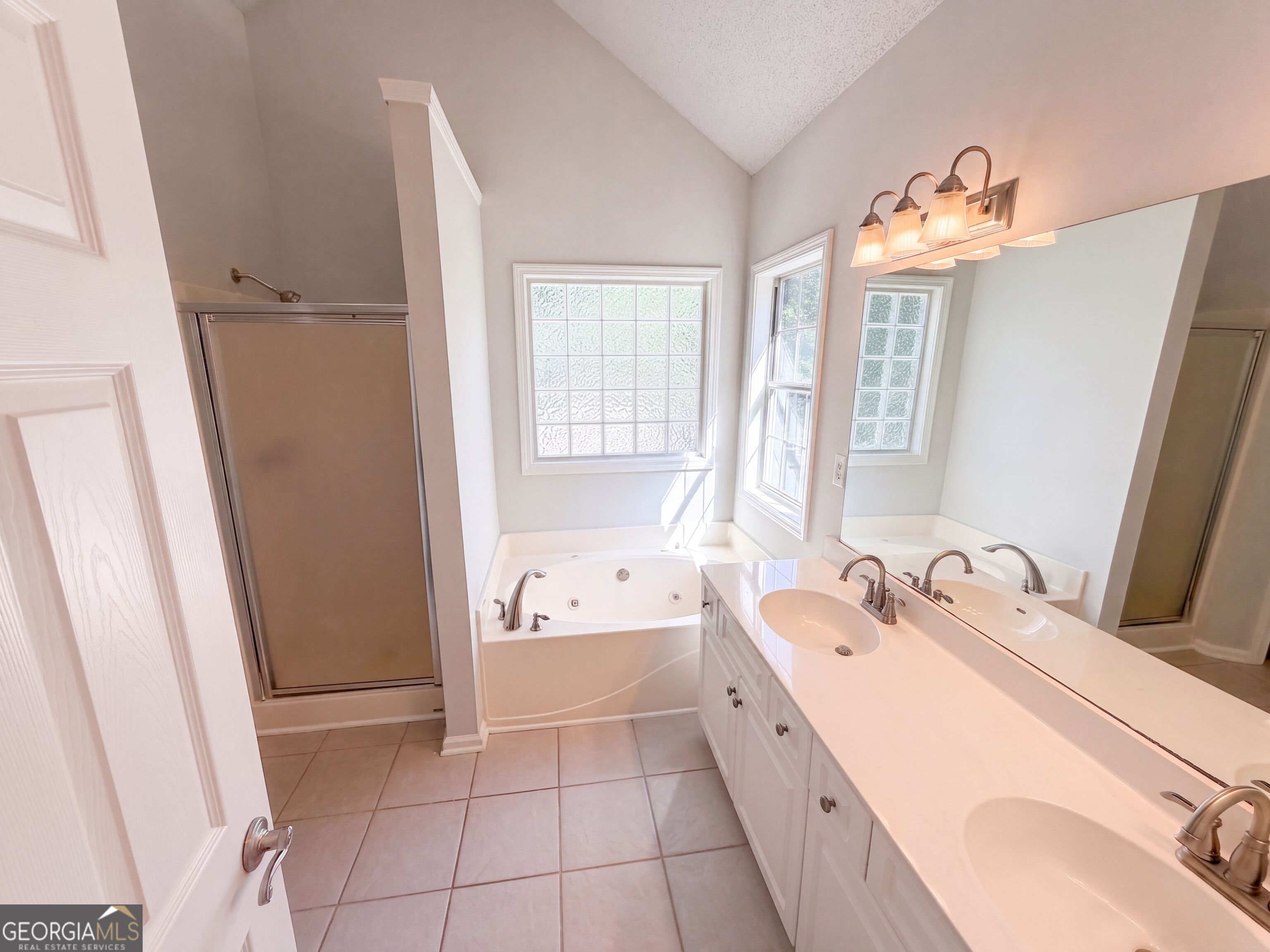 6863 Alexander Parkway Property Photo 20