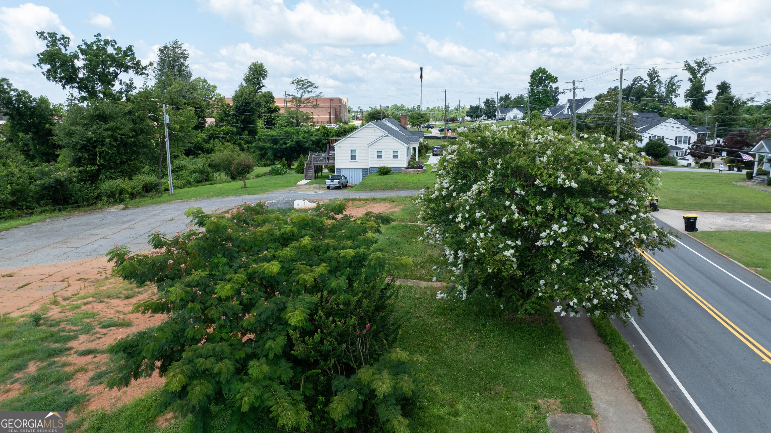 170 Lagrange Street Property Photo 41