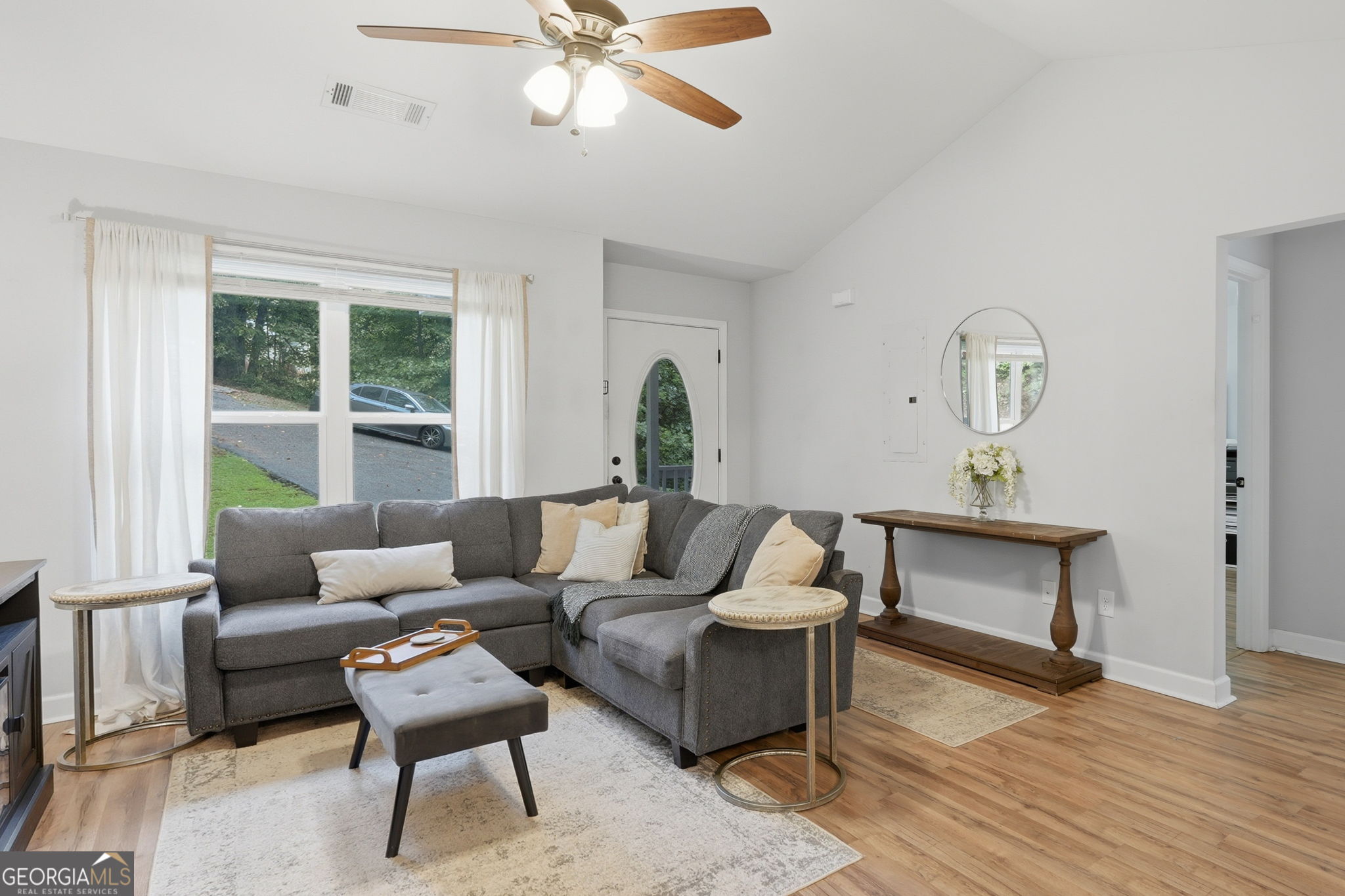 5387 Auraria Road Property Photo 6