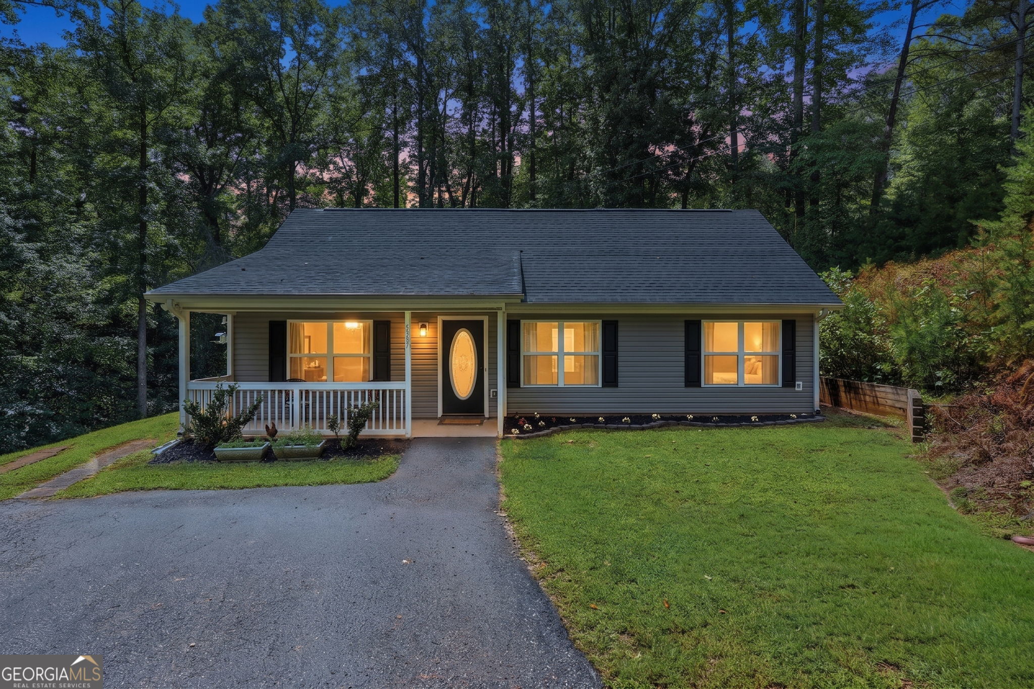 5387 Auraria Road Property Photo 30