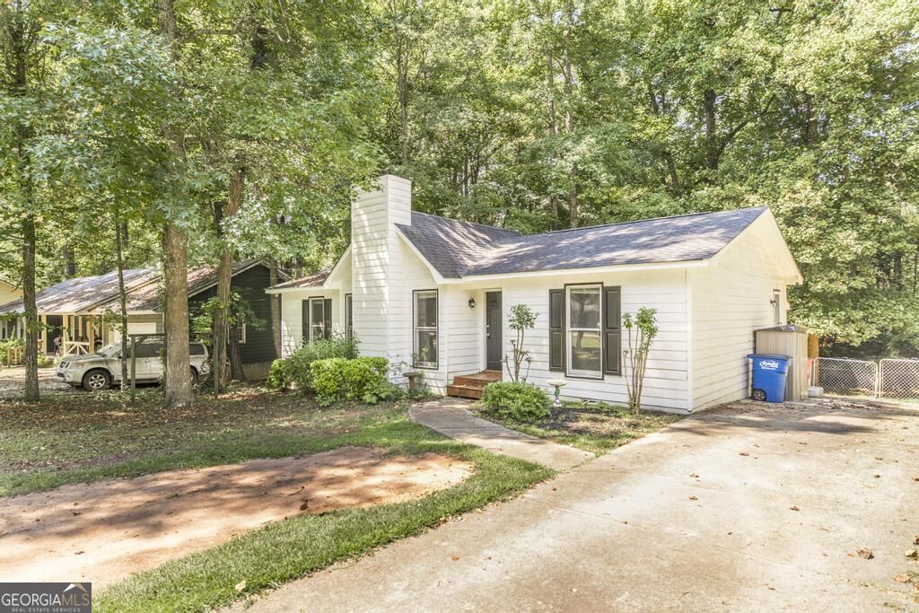 1345 Lancelot Lane Property Photo 3