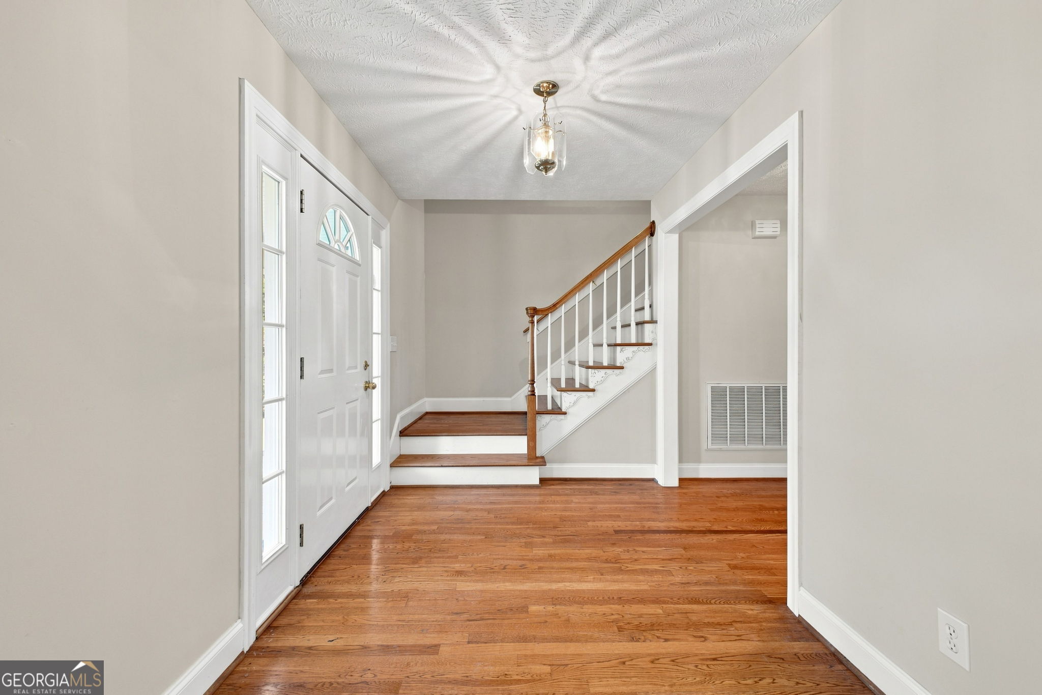 83 Bryant Road Sw Property Photo 6
