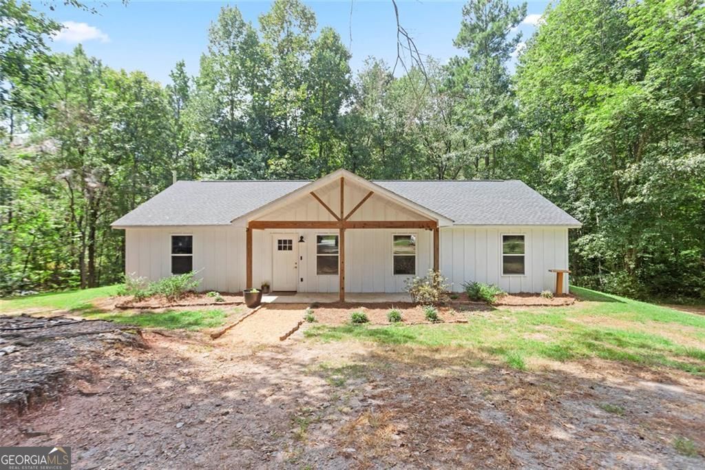 2768 N Highway 100 Property Photo 1