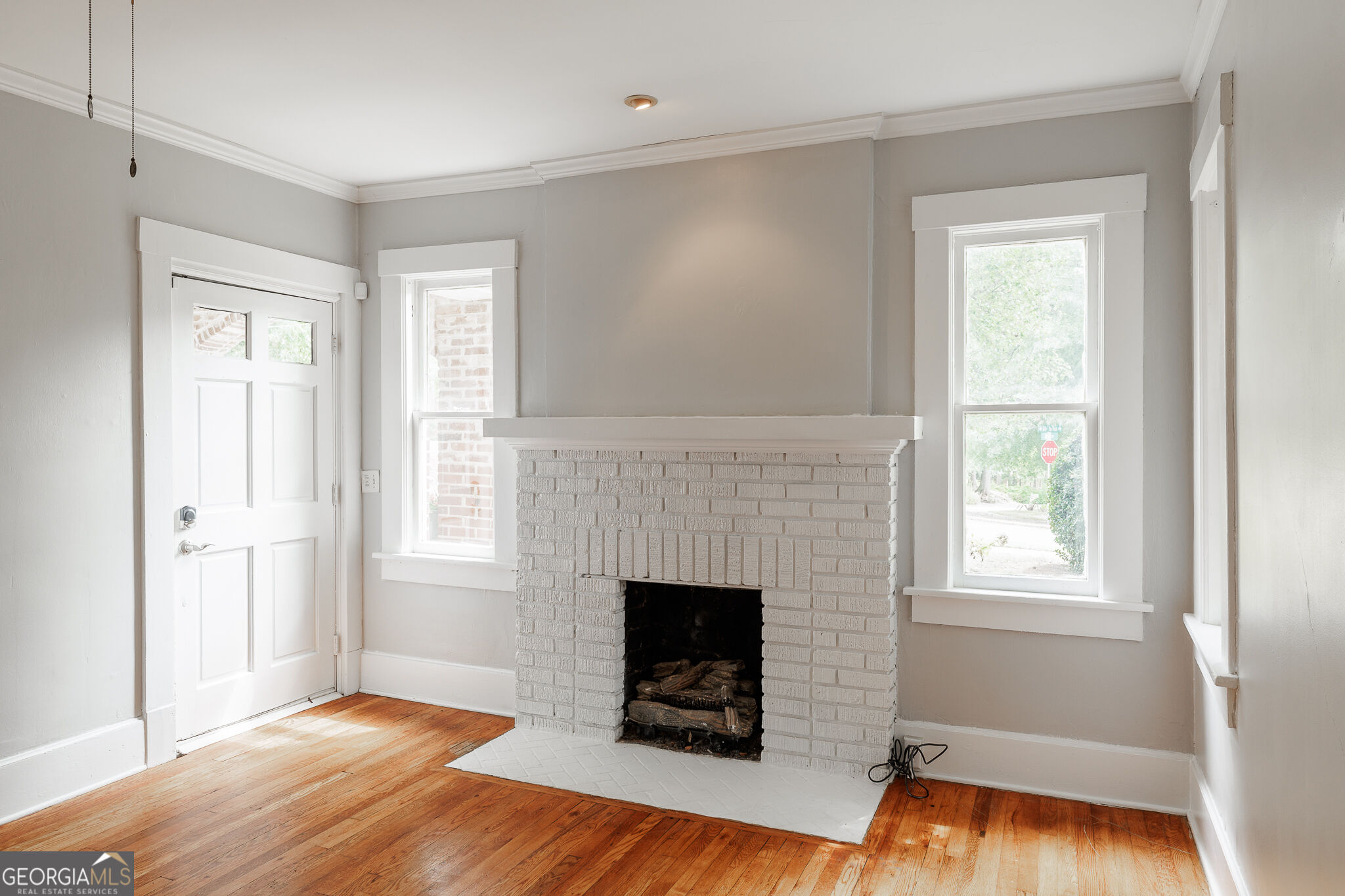 892 Hill Street Property Photo 14
