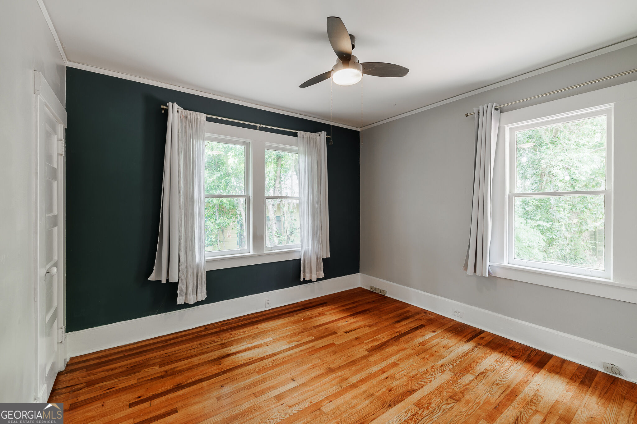 892 Hill Street Property Photo 38