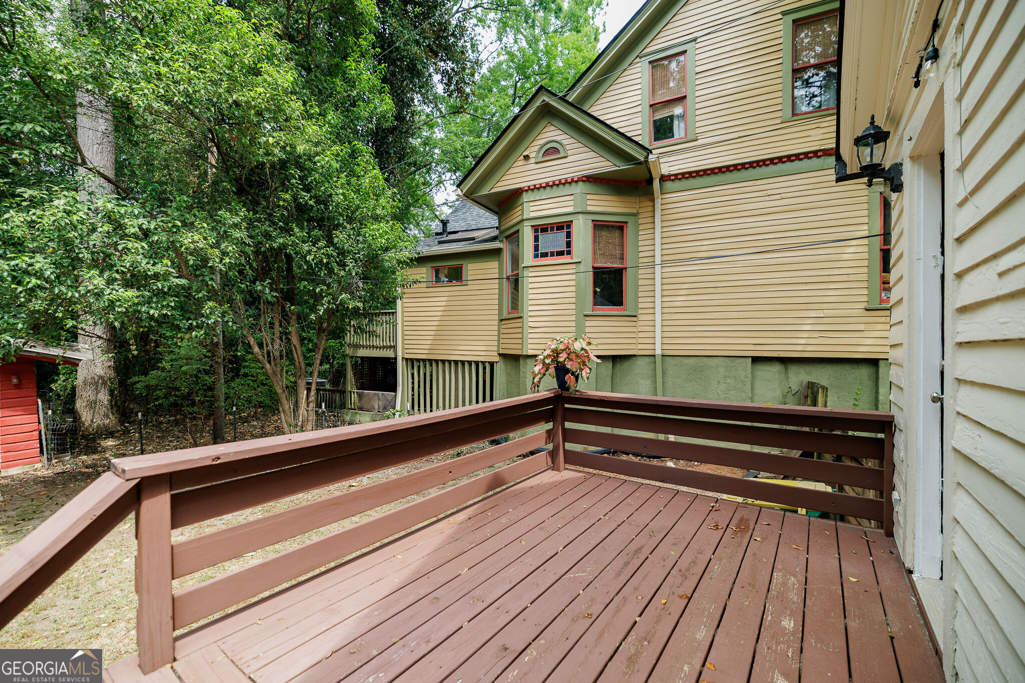 892 Hill Street Property Photo 41