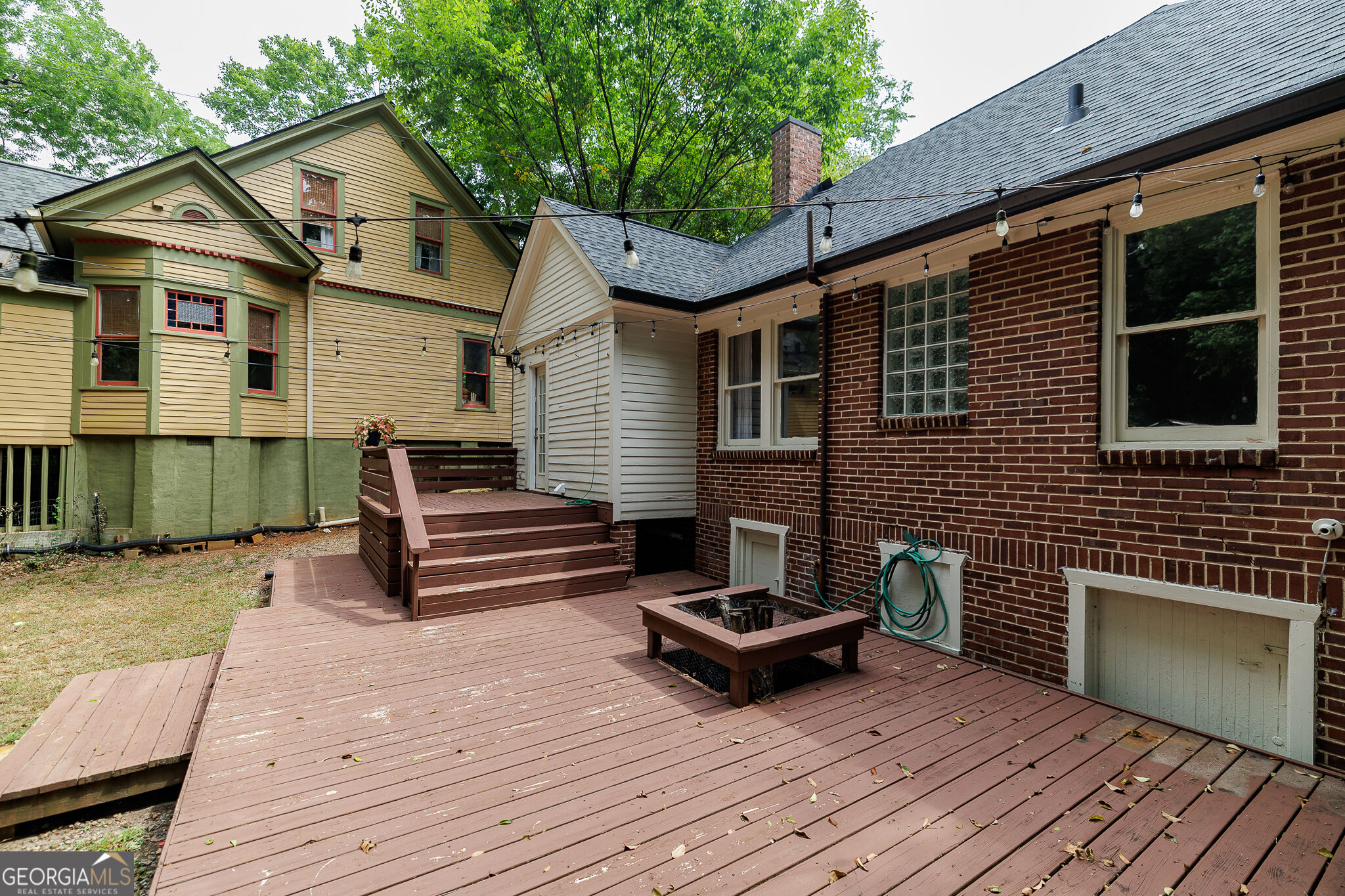 892 Hill Street Property Photo 43