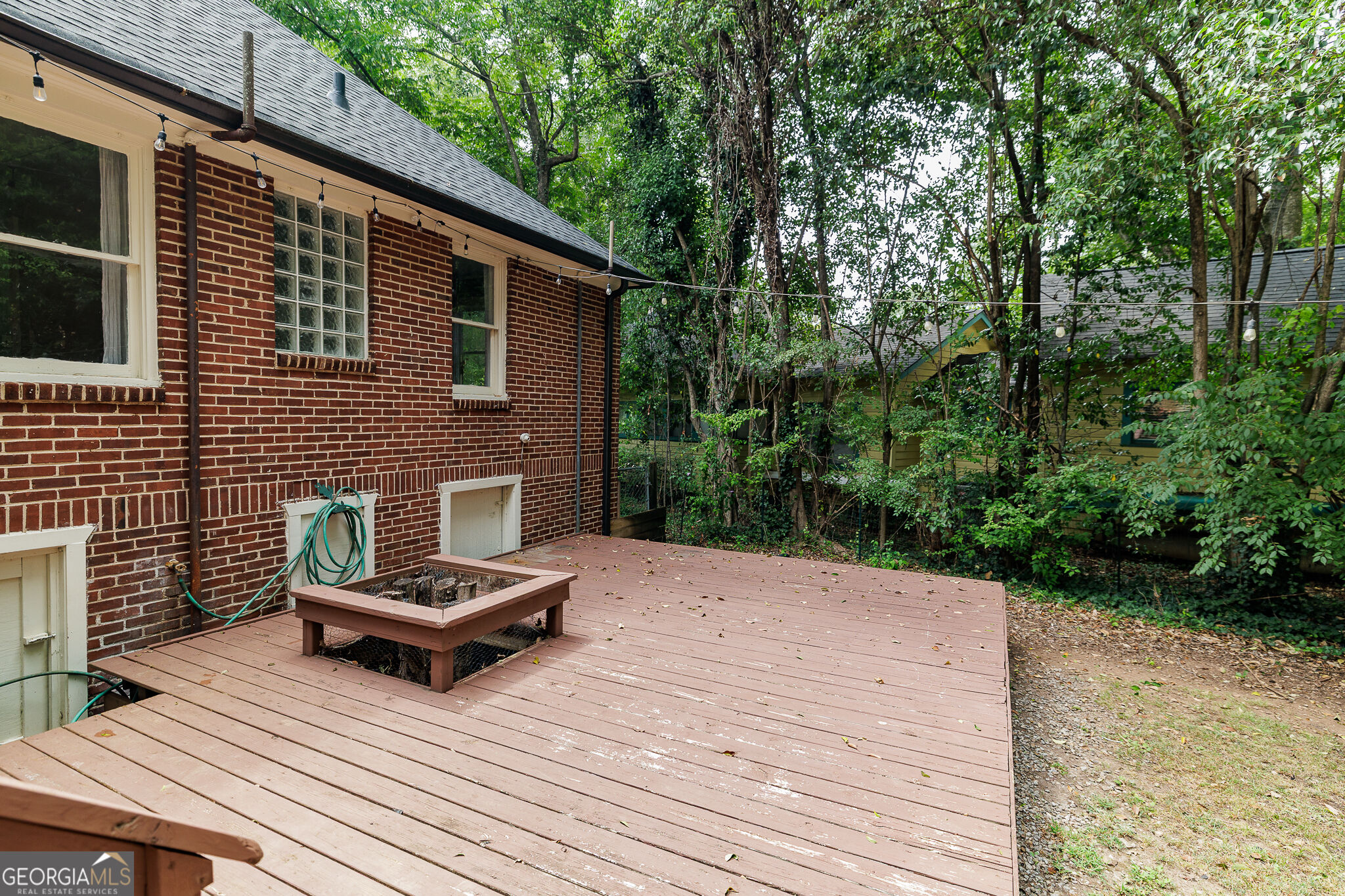 892 Hill Street Property Photo 45