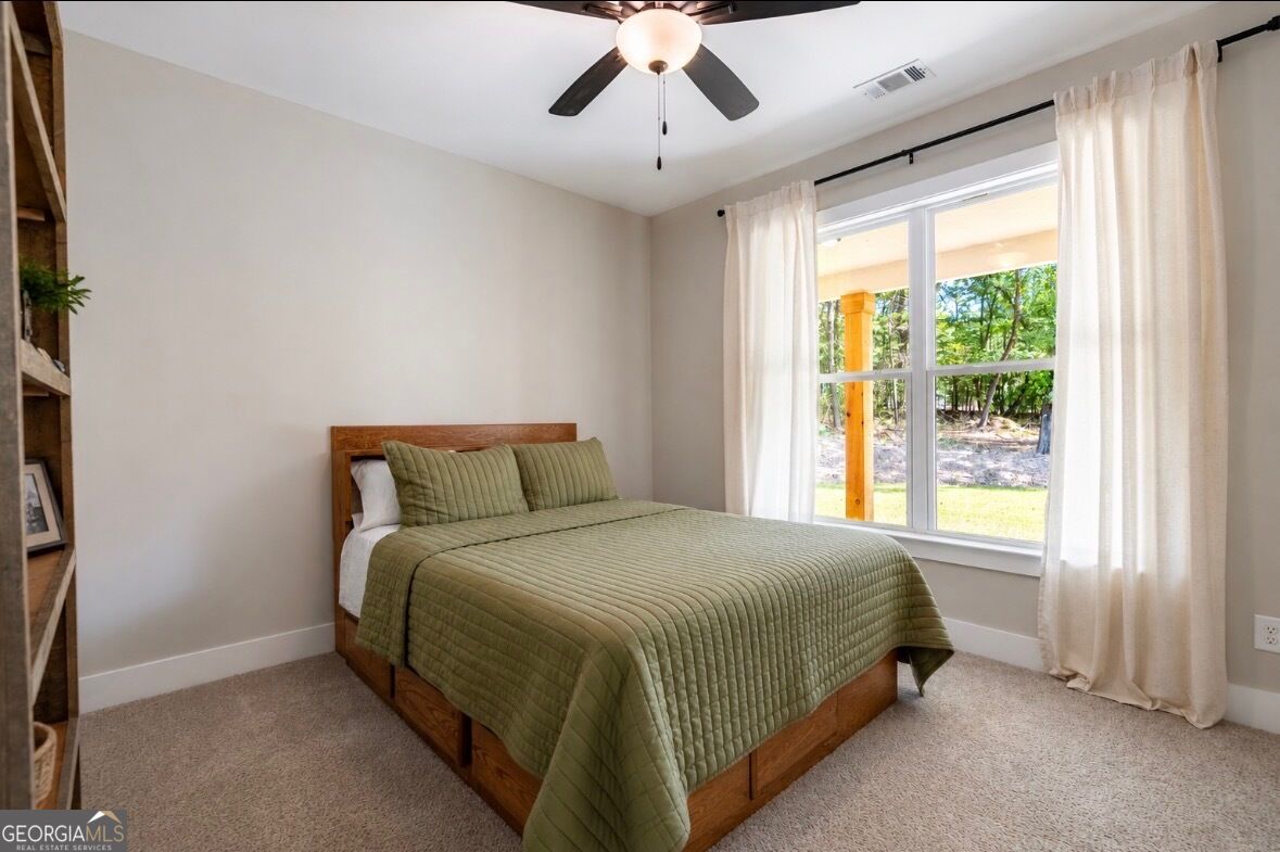 16 Stratford Way Property Photo 26