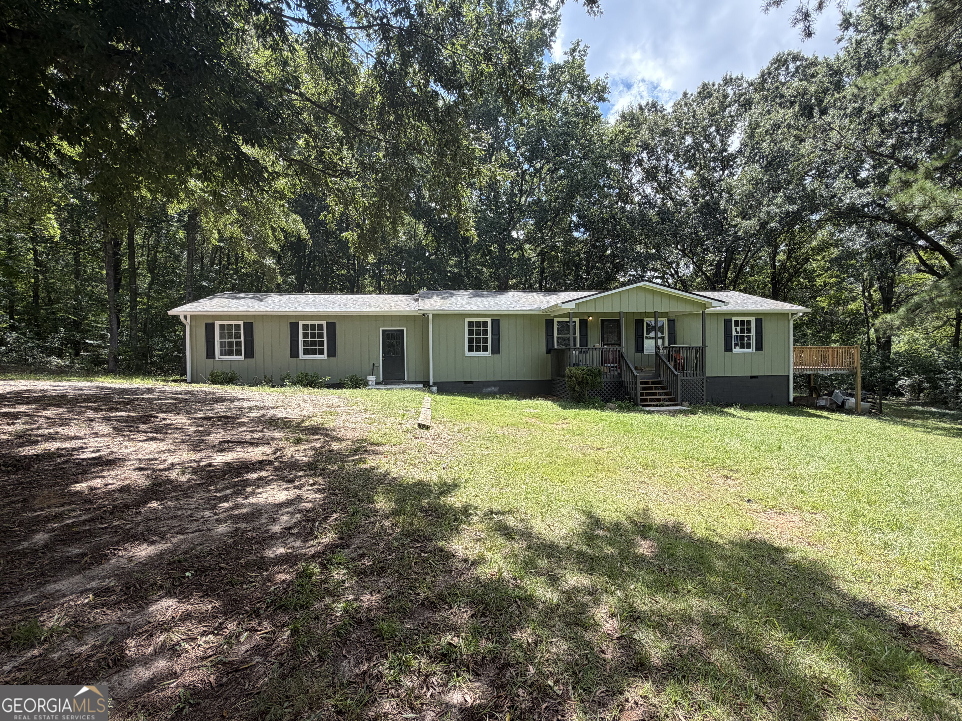 2172 Garner Road Property Photo 1