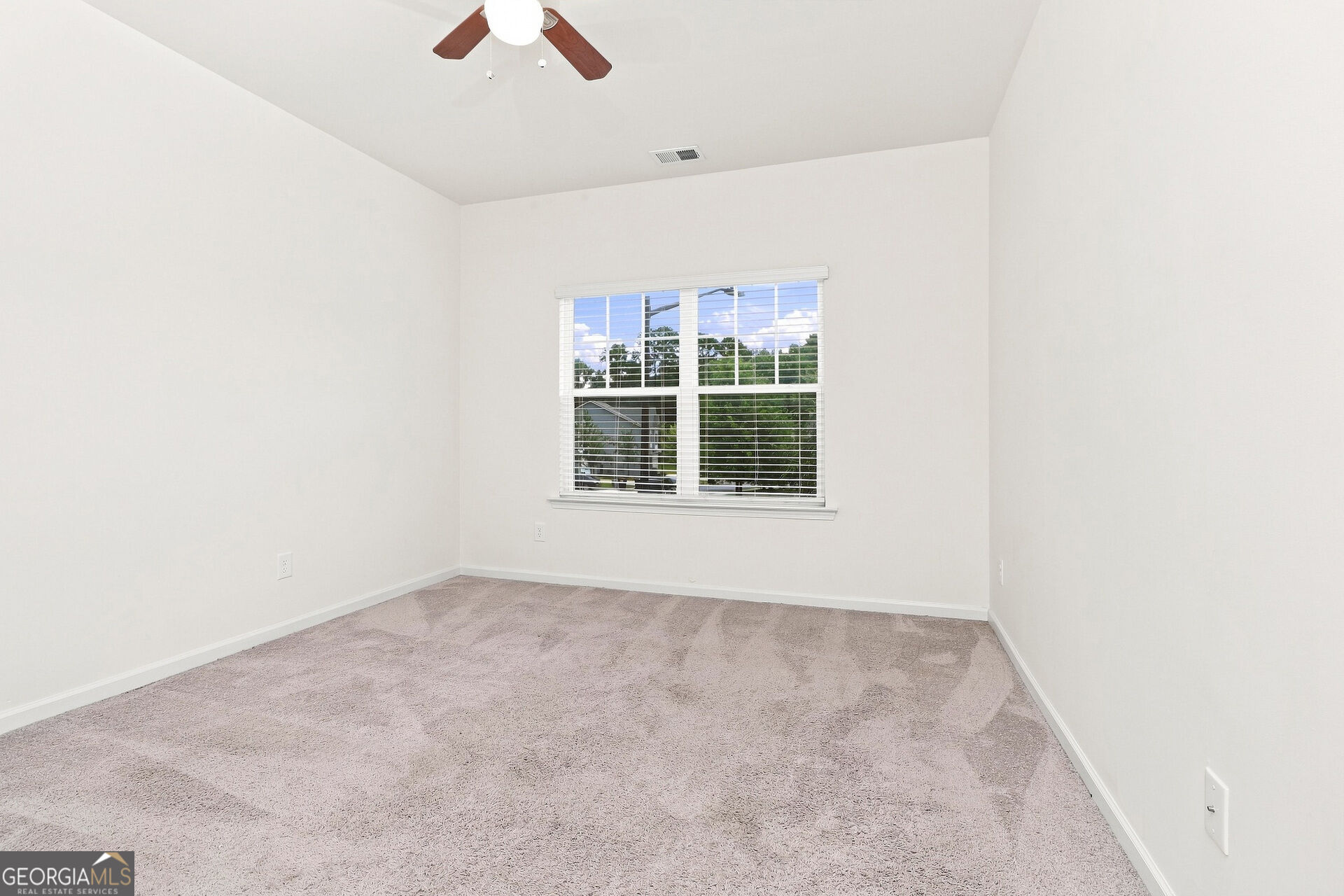 176 Bryon Lane Property Photo 17
