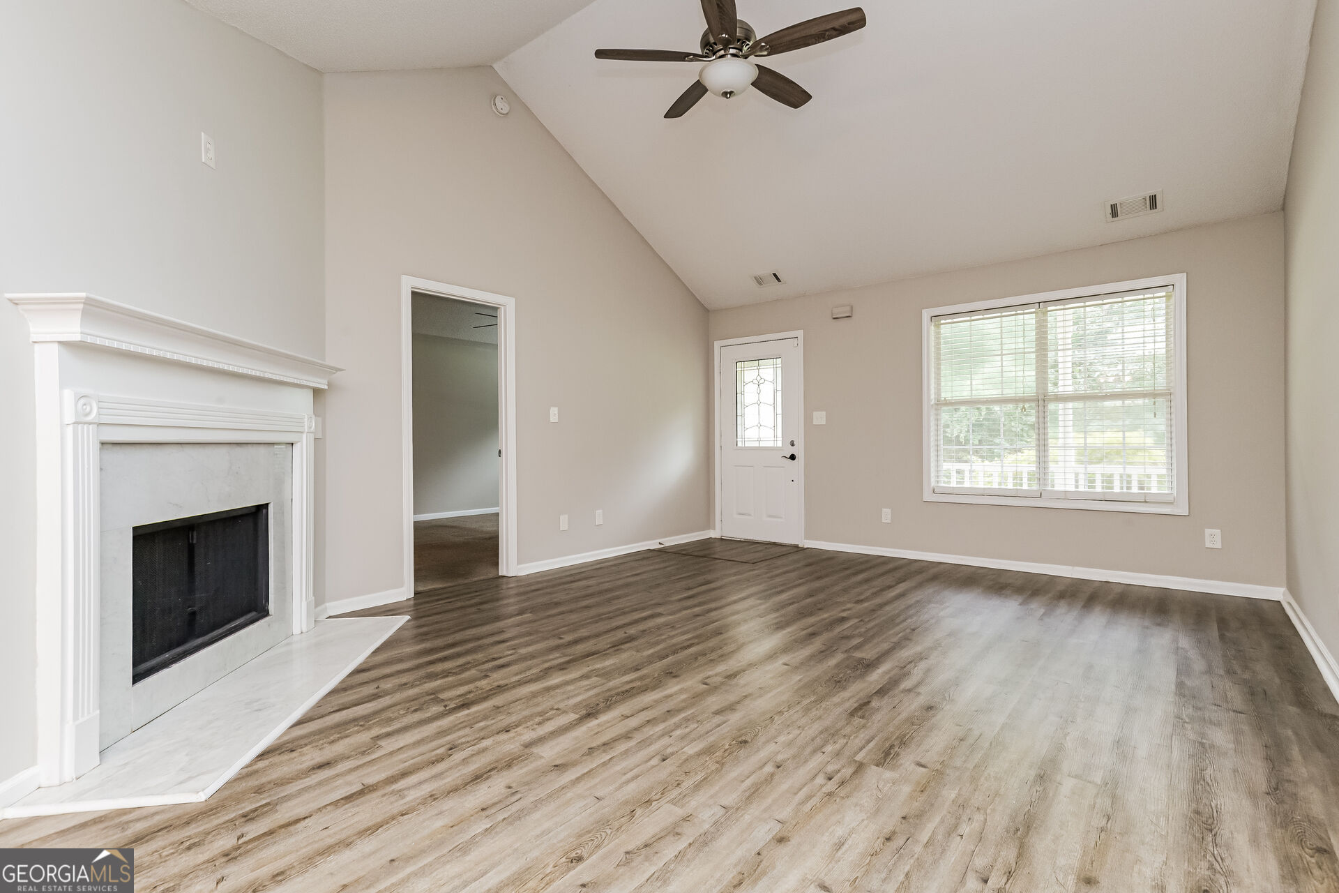 1235 Browns Country Lane Property Photo 5