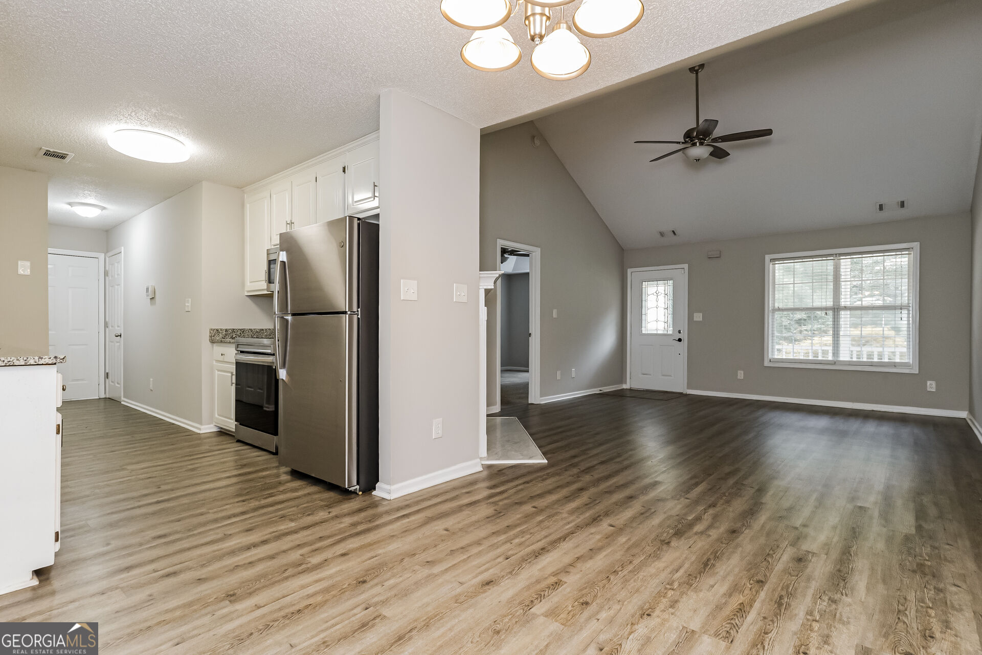 1235 Browns Country Lane Property Photo 8