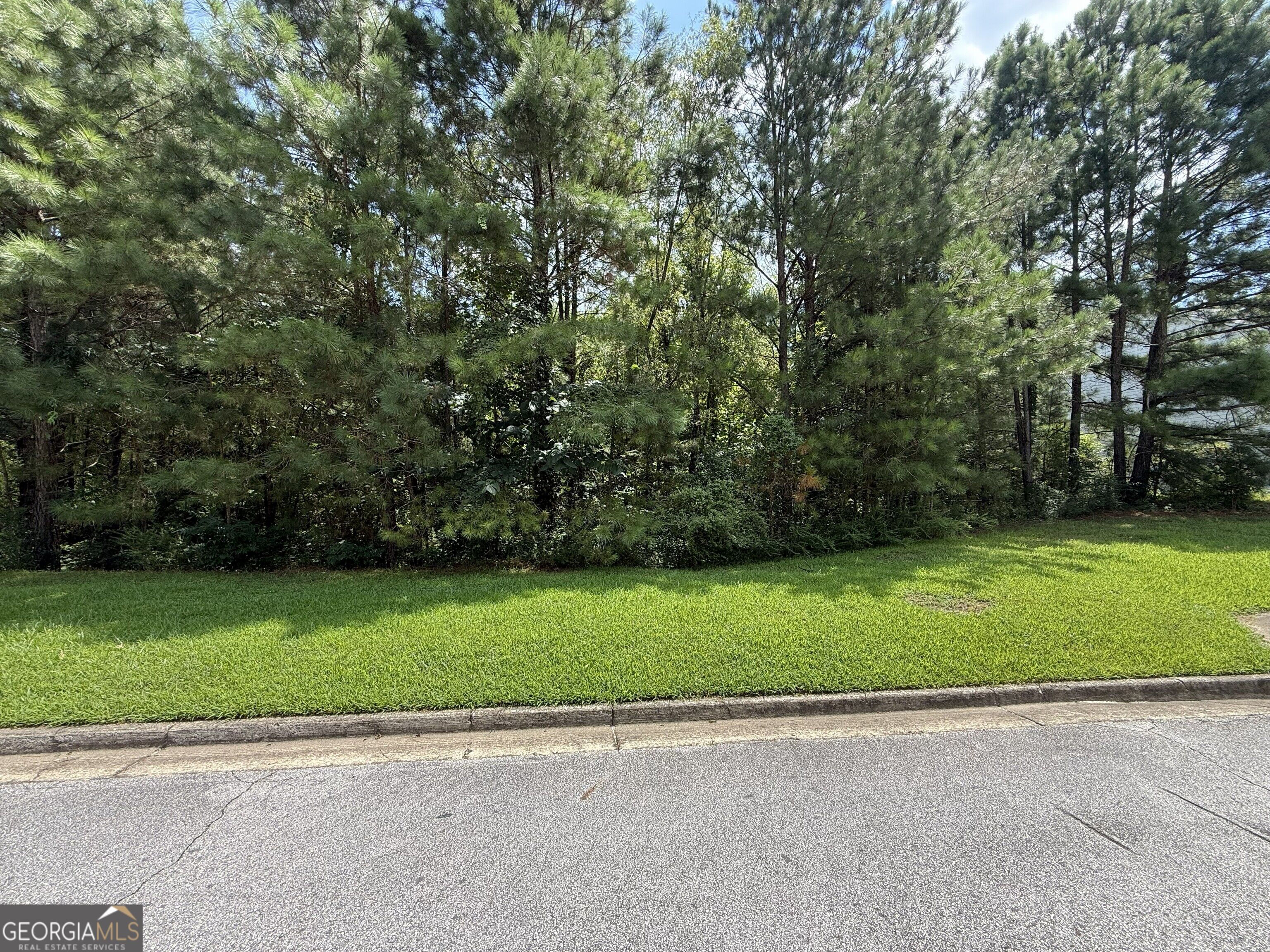 439 Longwood Place Property Photo 1