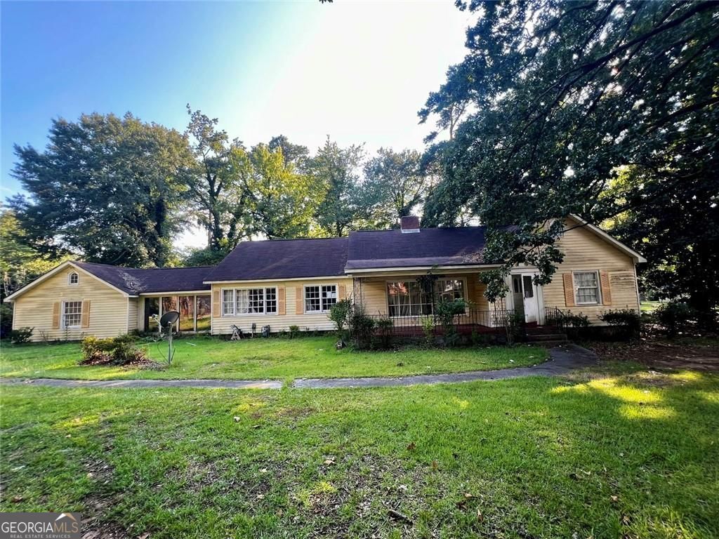 2040 Sandtown Road Sw Property Photo 1