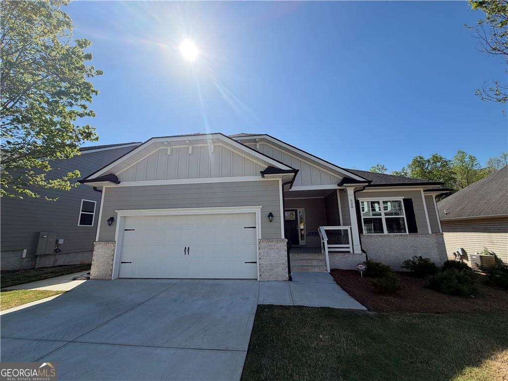 620 Bald Ridge Circle Property Photo 2