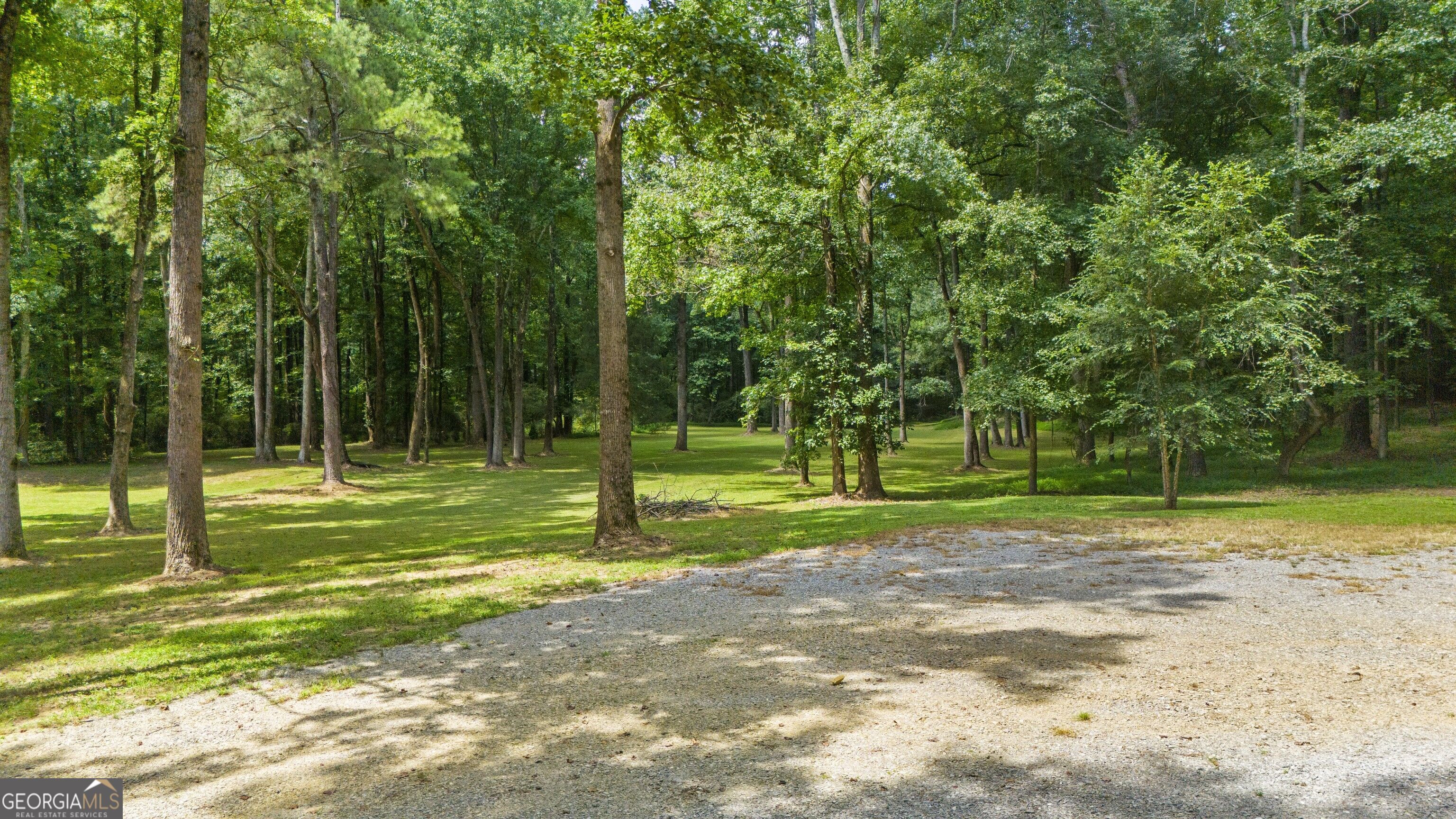 383 Liberty Grove Rd Property Photo 5