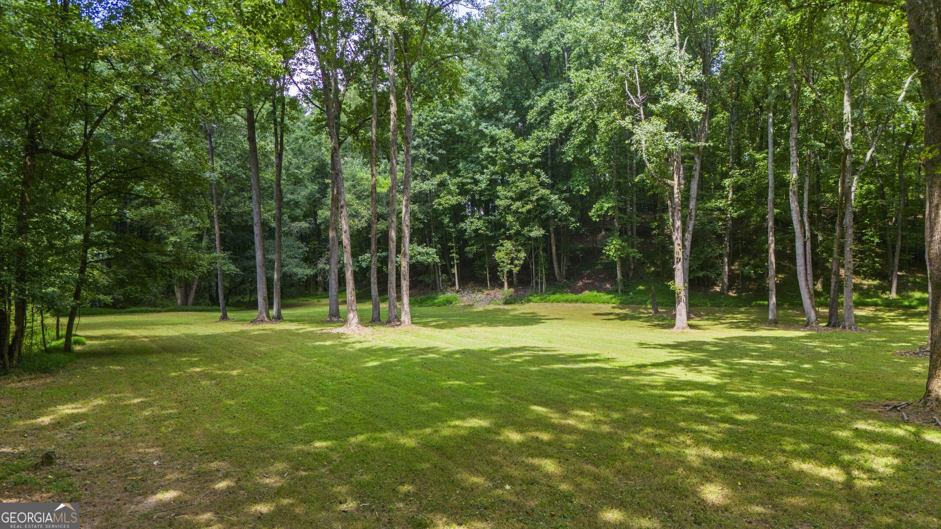 383 Liberty Grove Rd Property Photo 8