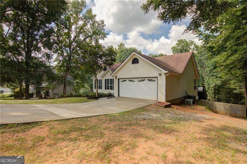 4267 Rivuere Point Property Photo 3