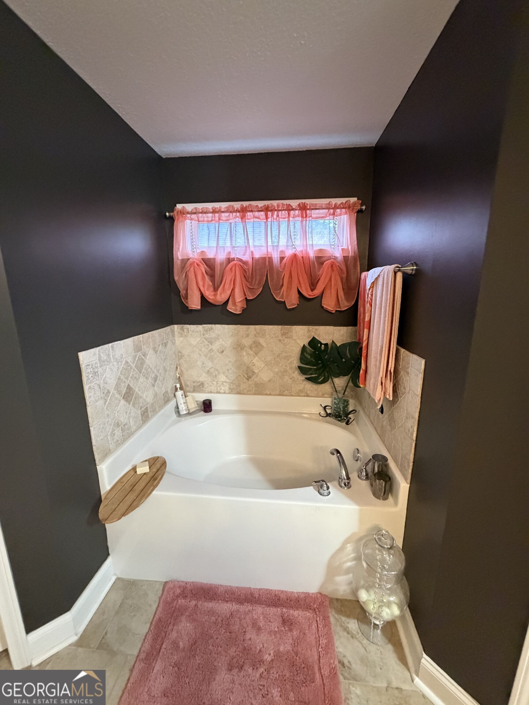 206 Lasso Drive Property Photo 17