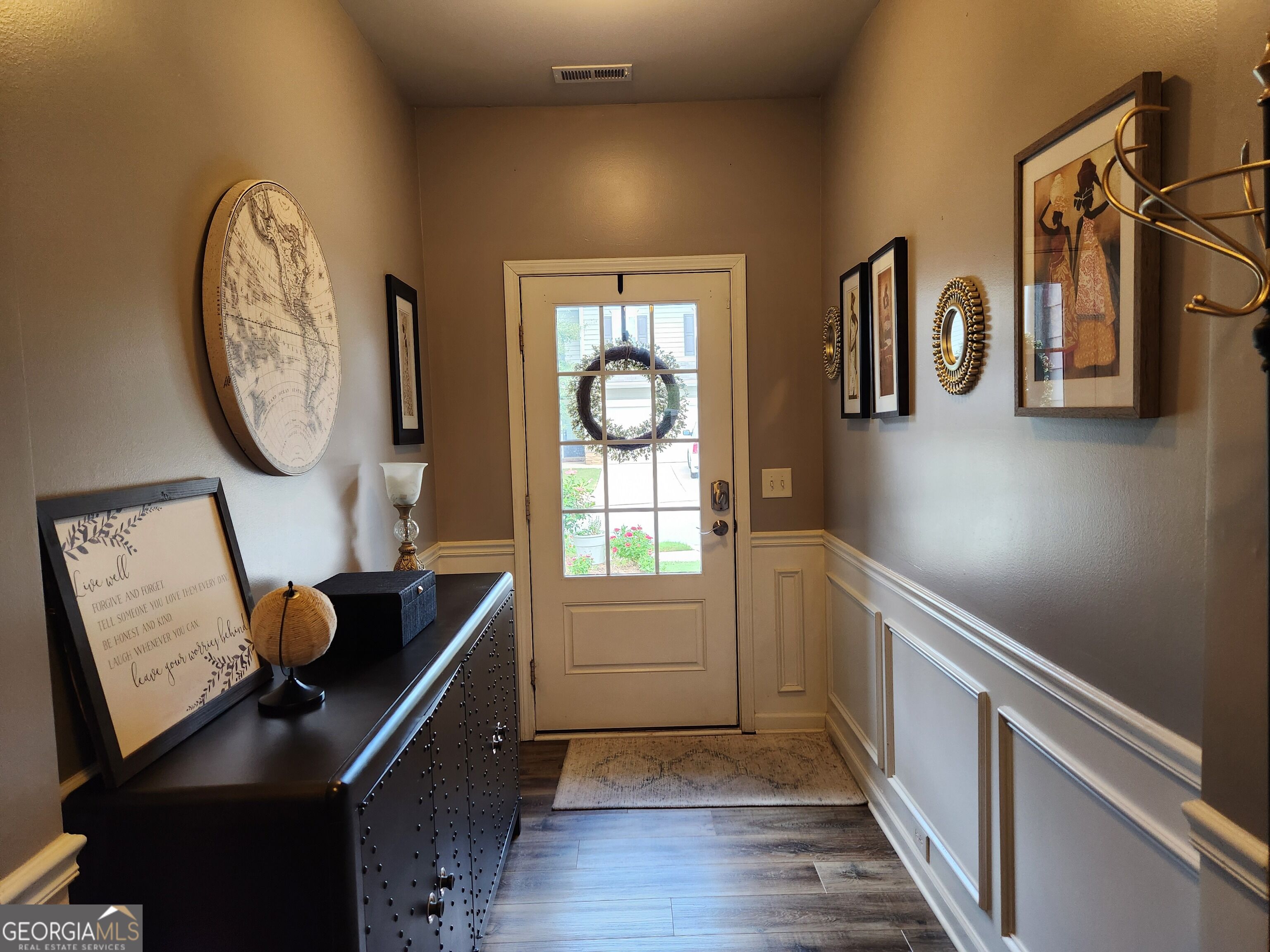 17 Cliffbriar Terrace Property Photo 2