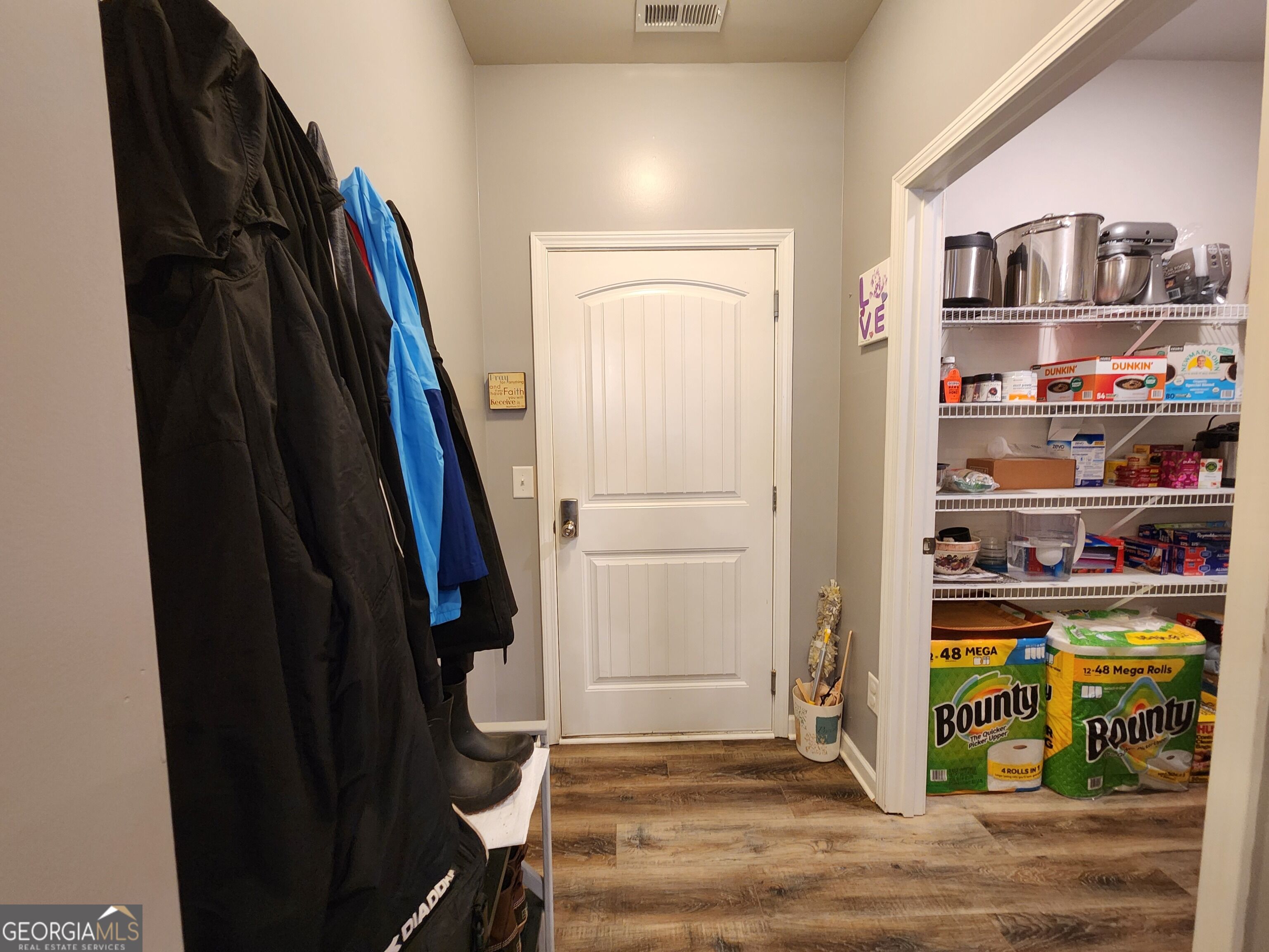 17 Cliffbriar Terrace Property Photo 7