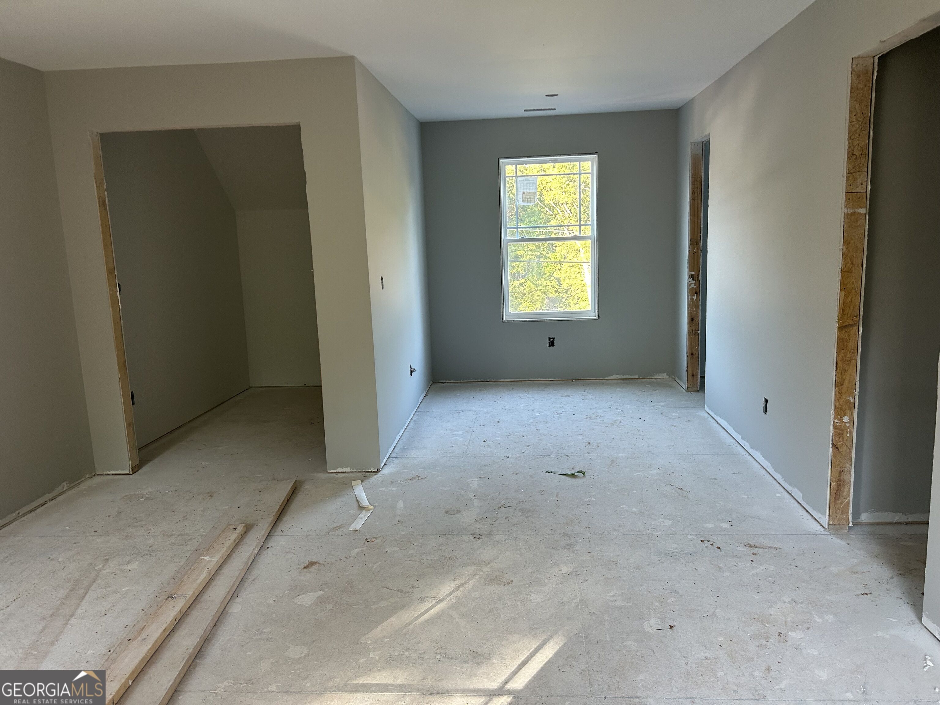 102 Timothy Avenue Property Photo 4