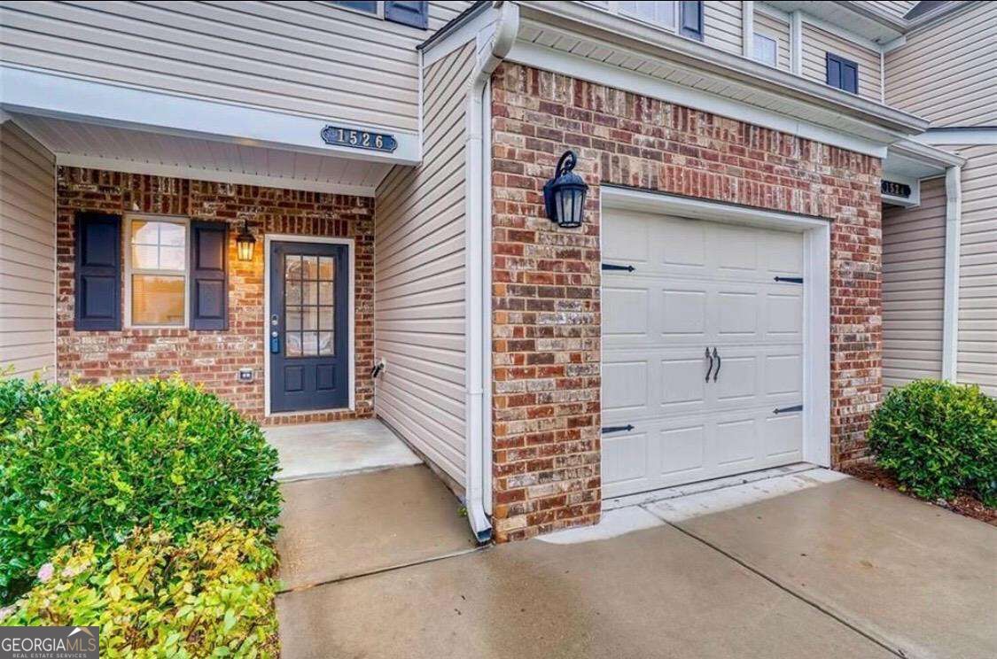 1526 Brookmere Way Property Photo 2