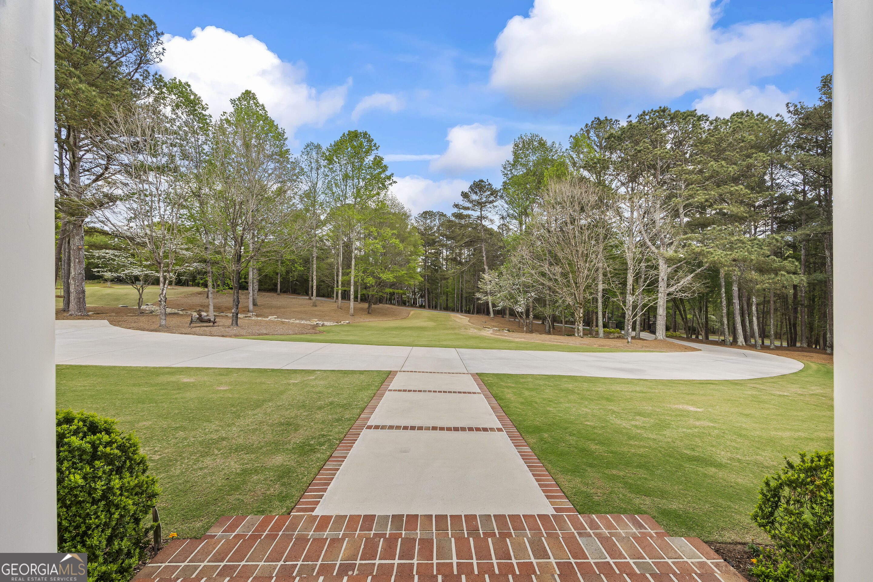 1900 Crystal Hills Drive Property Photo 5