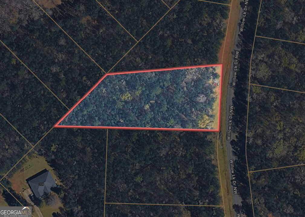 488 Willow Lake Drive Property Photo 1