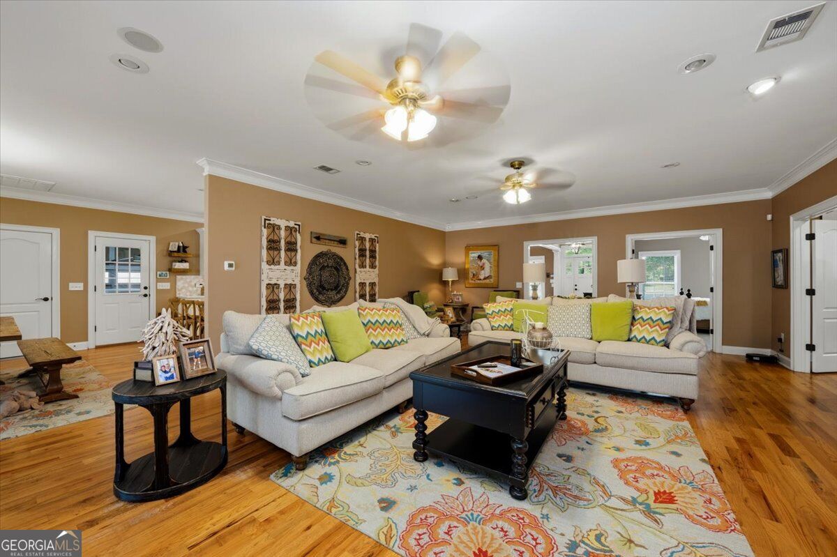 117 Lake Pointe Drive Property Photo 15