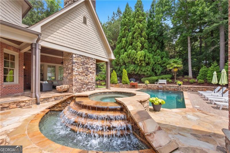 13942 Tree Loft Road Property Photo 3