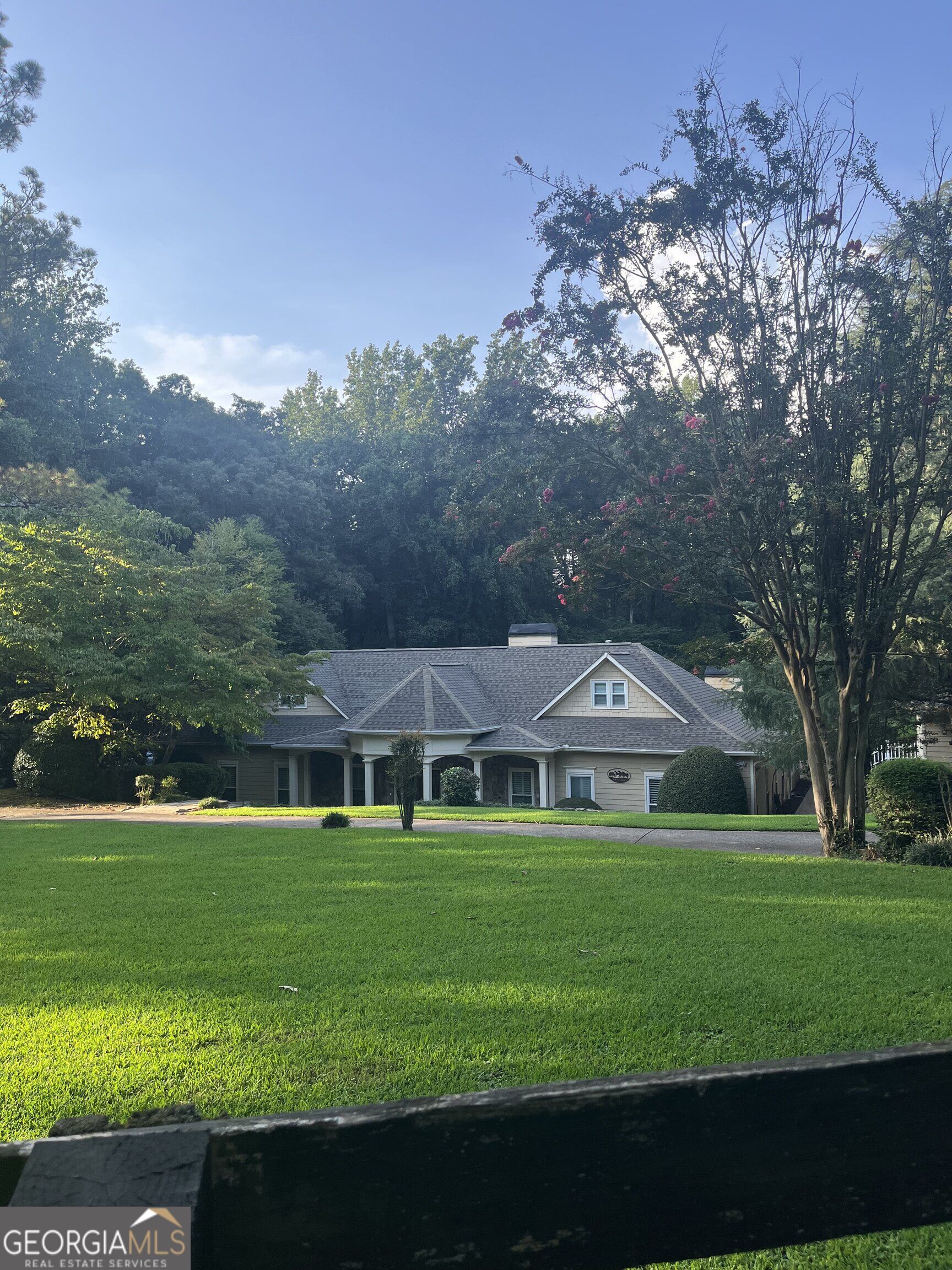 1010 Little River Way Property Photo 1