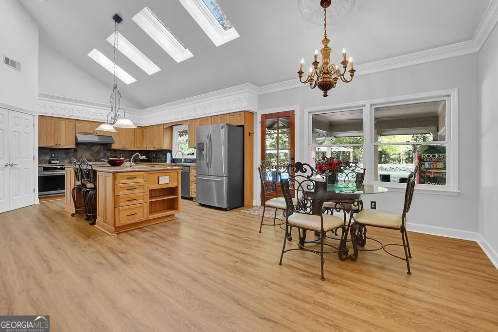 1010 Little River Way Property Photo 14