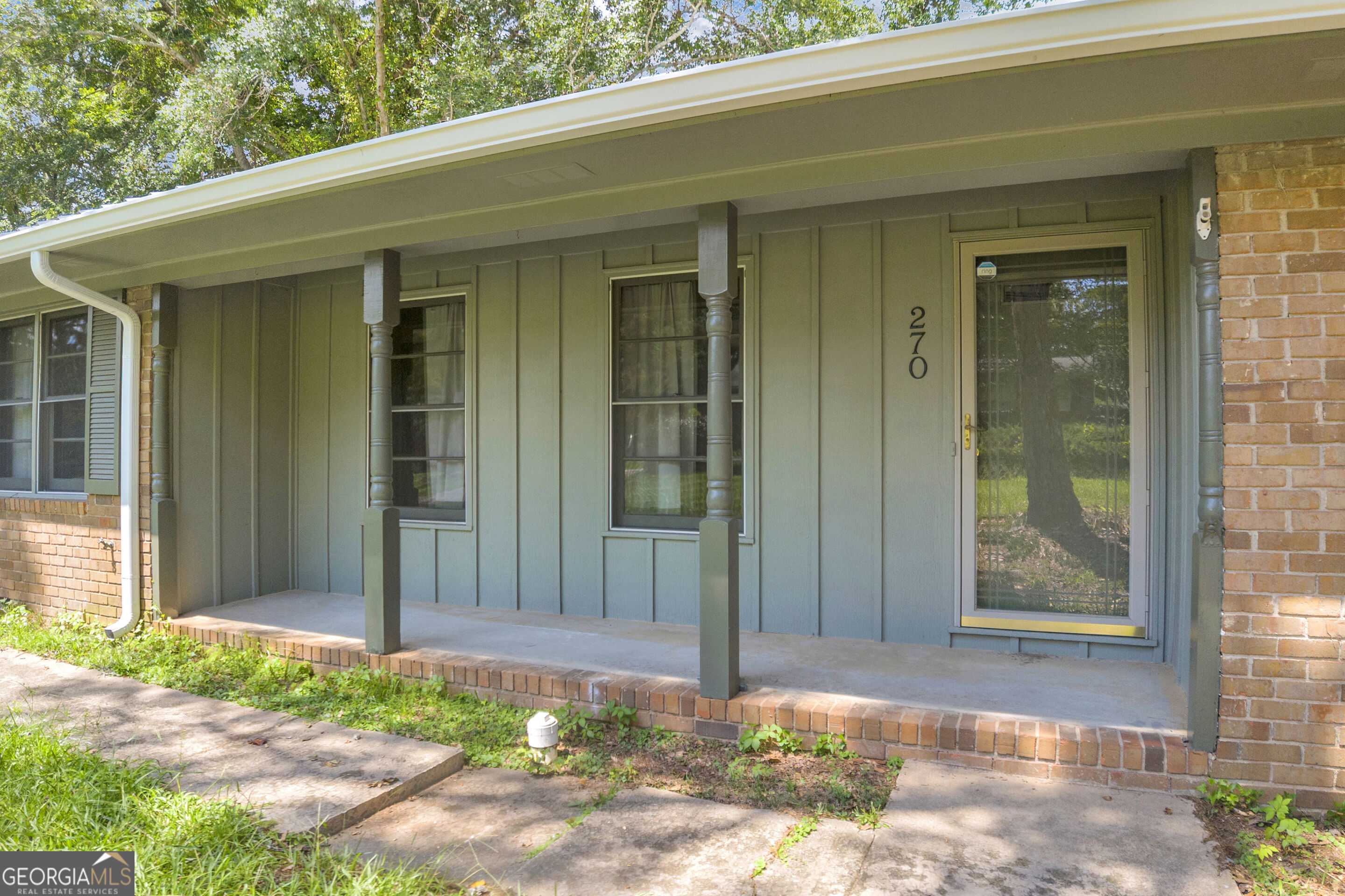 270 University Circle Property Photo 11
