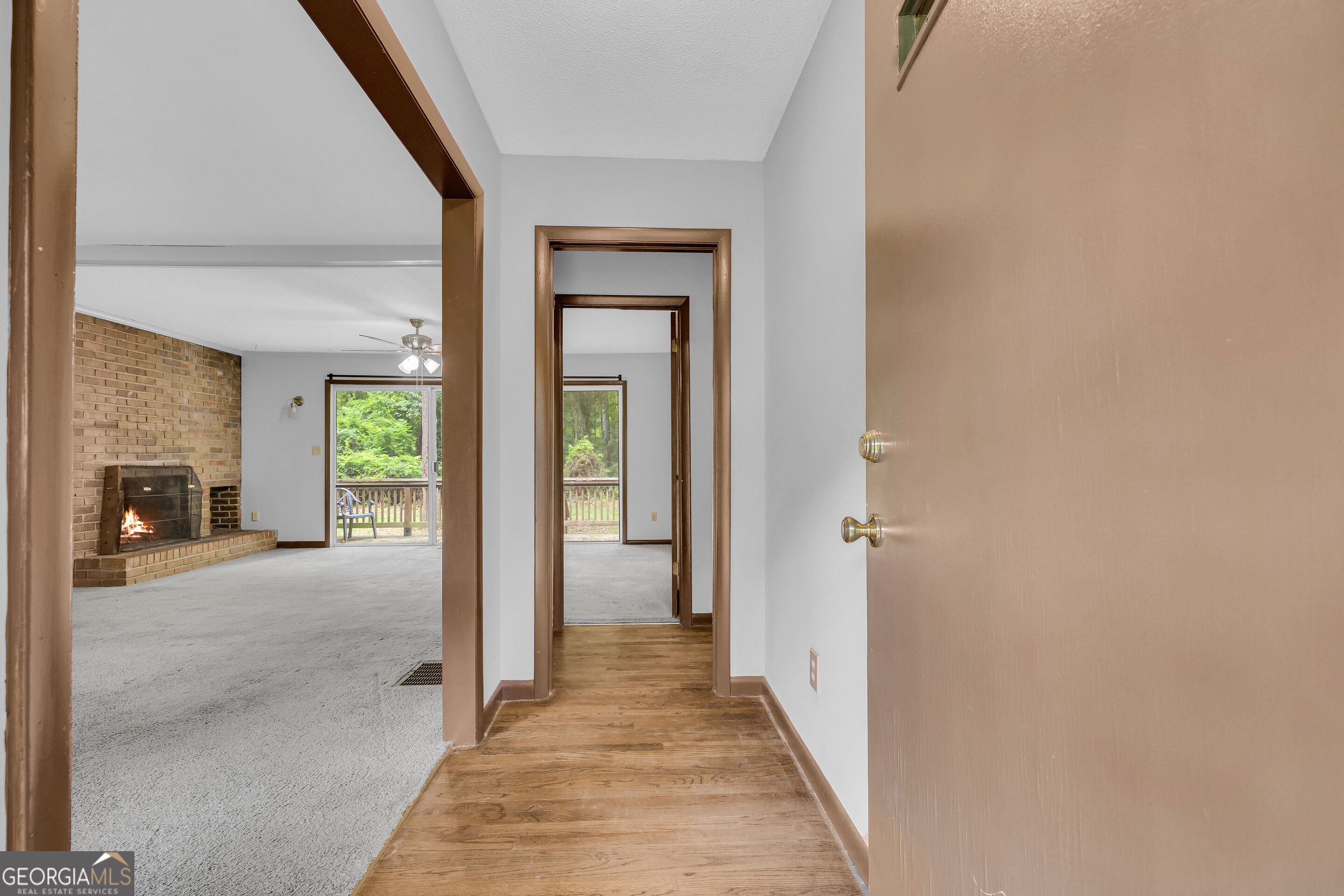270 University Circle Property Photo 12