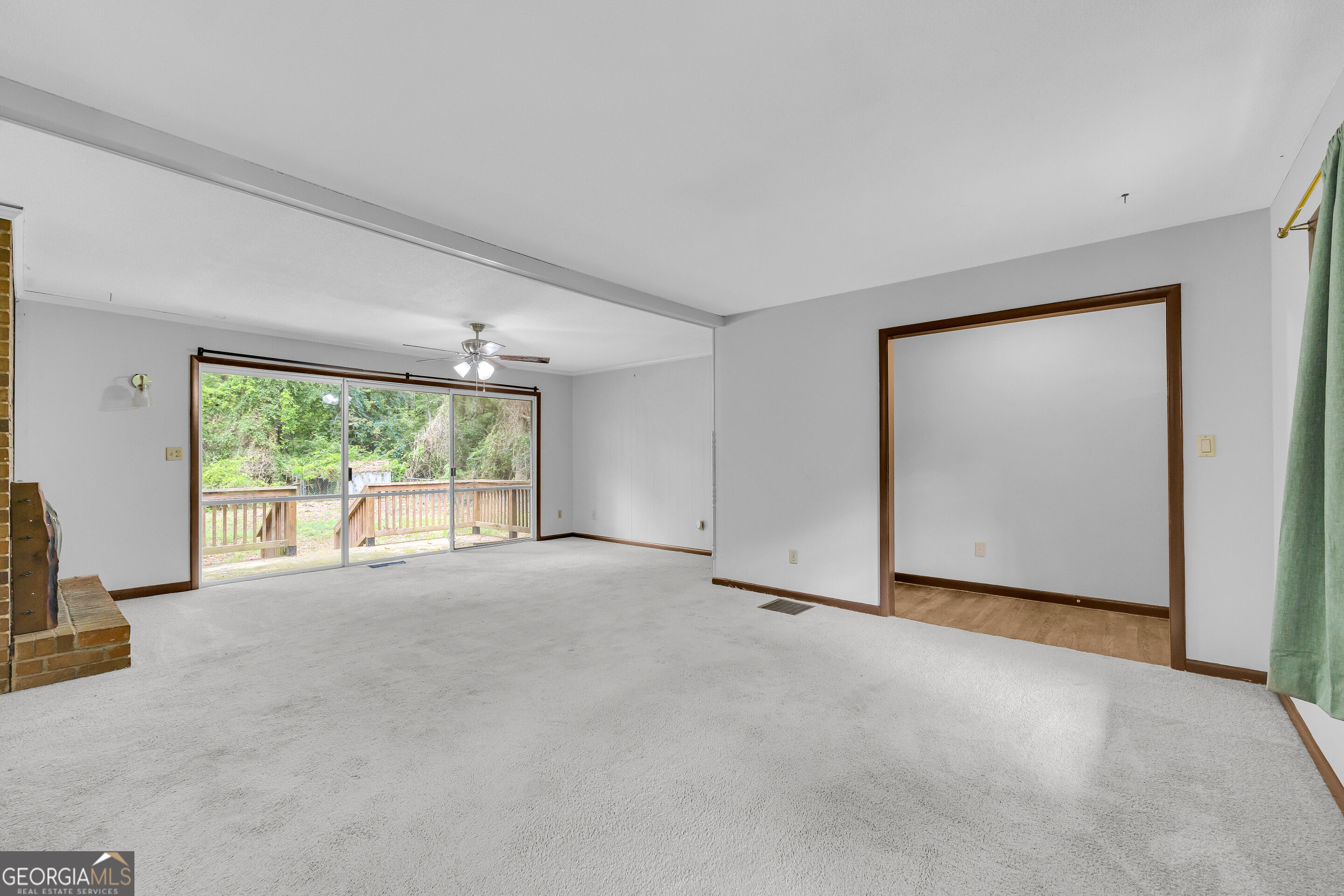 270 University Circle Property Photo 17